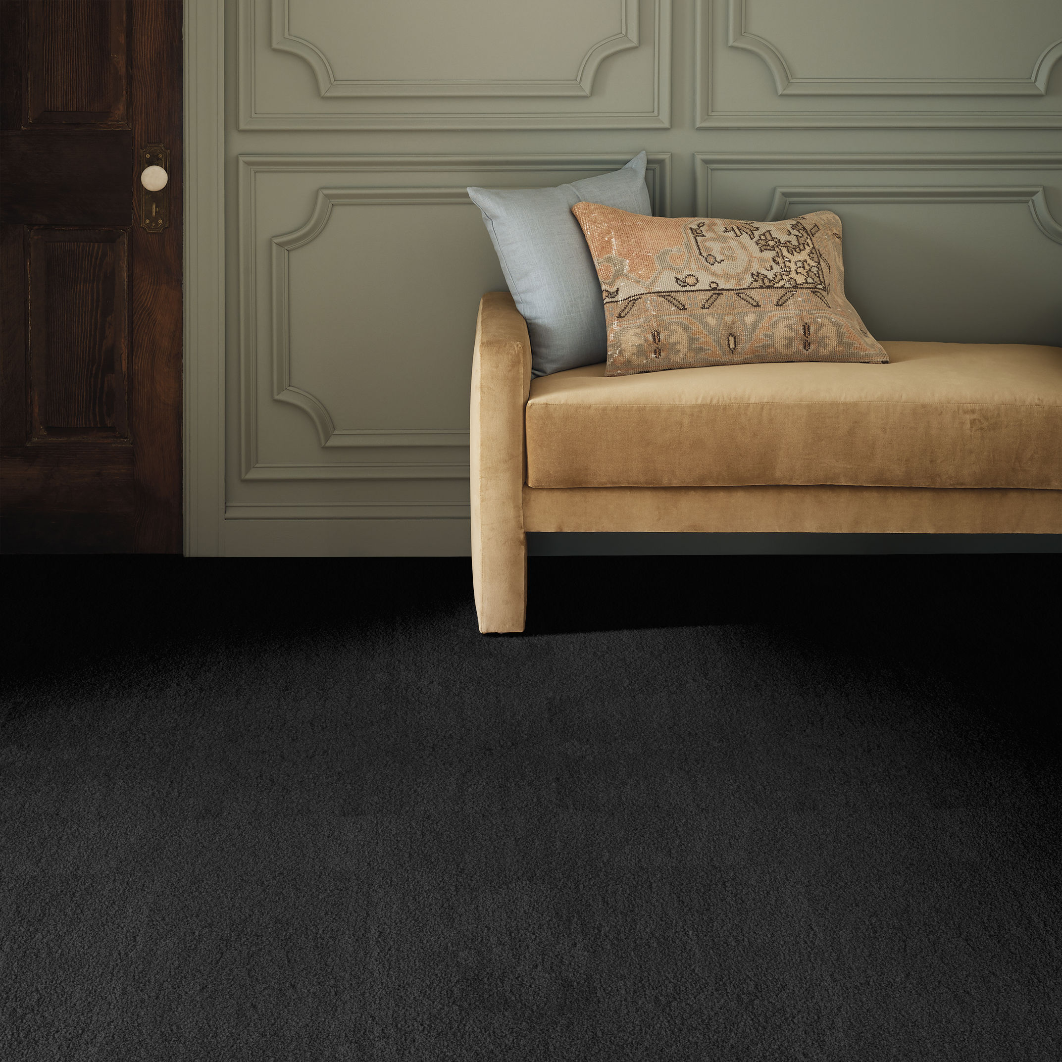 LUXE FEEL I BLACKOUT ROOM