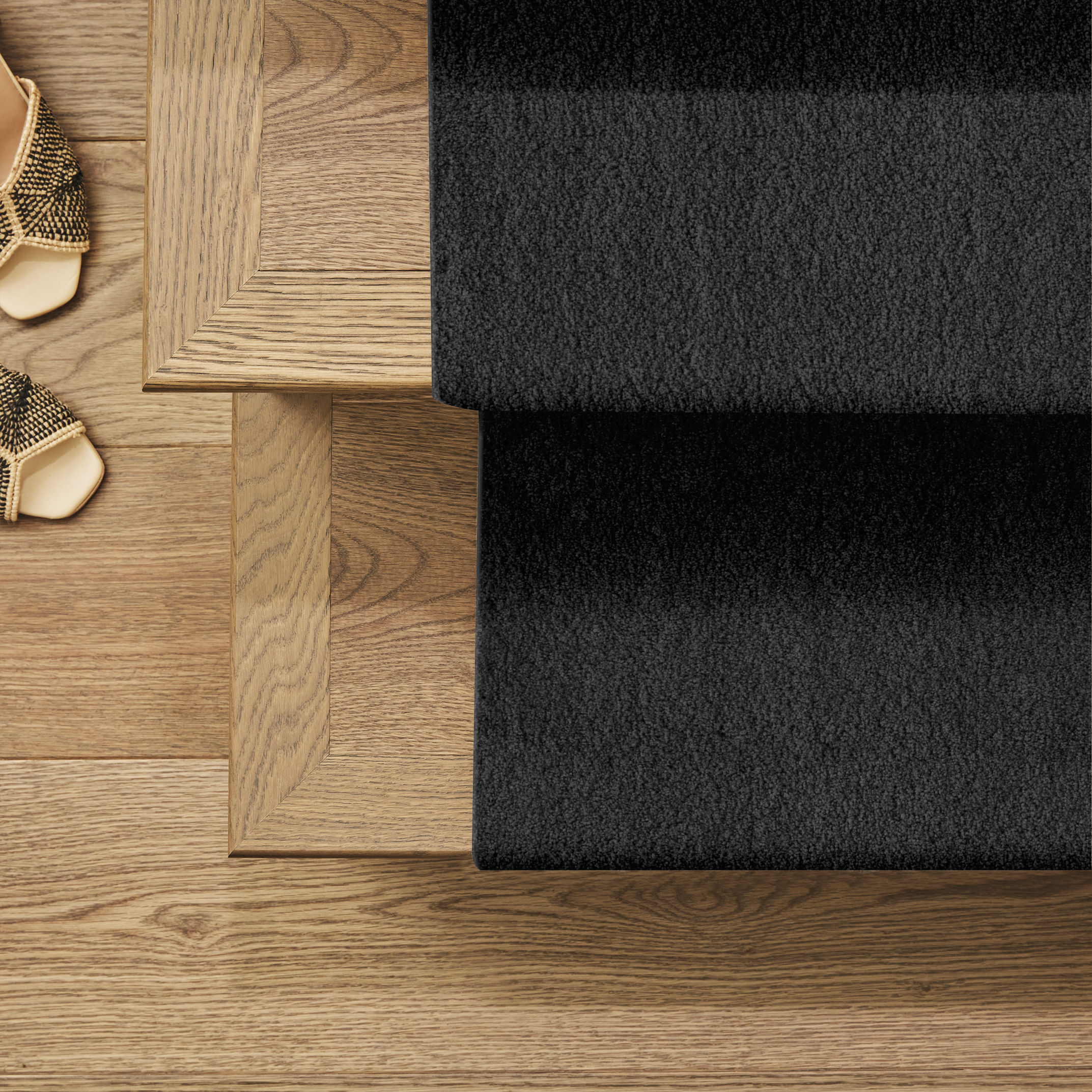 LUXE FEEL I BLACKOUT ROOM