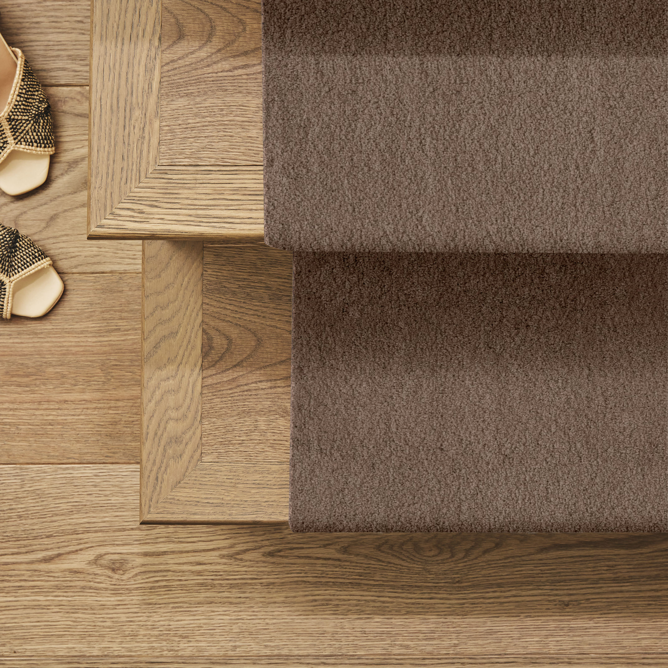 LUXE FEEL I PEBBLE PATH ROOM