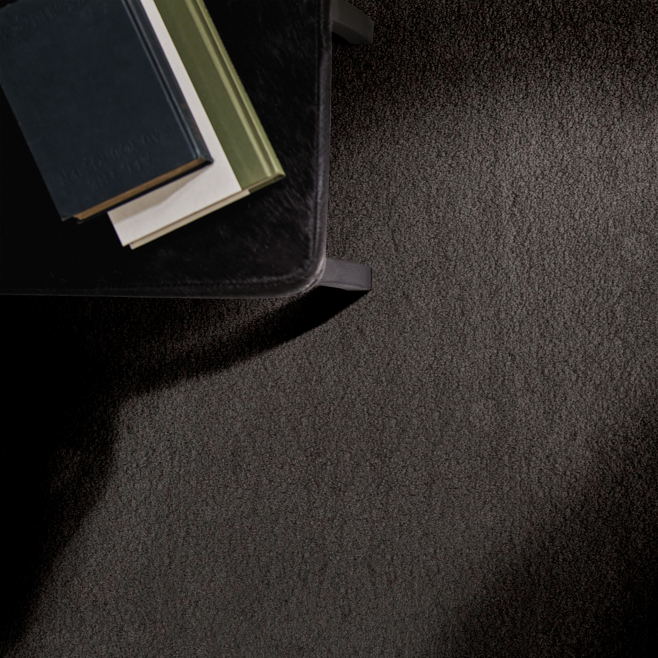 LUXE FEEL II ARMORY ROOM