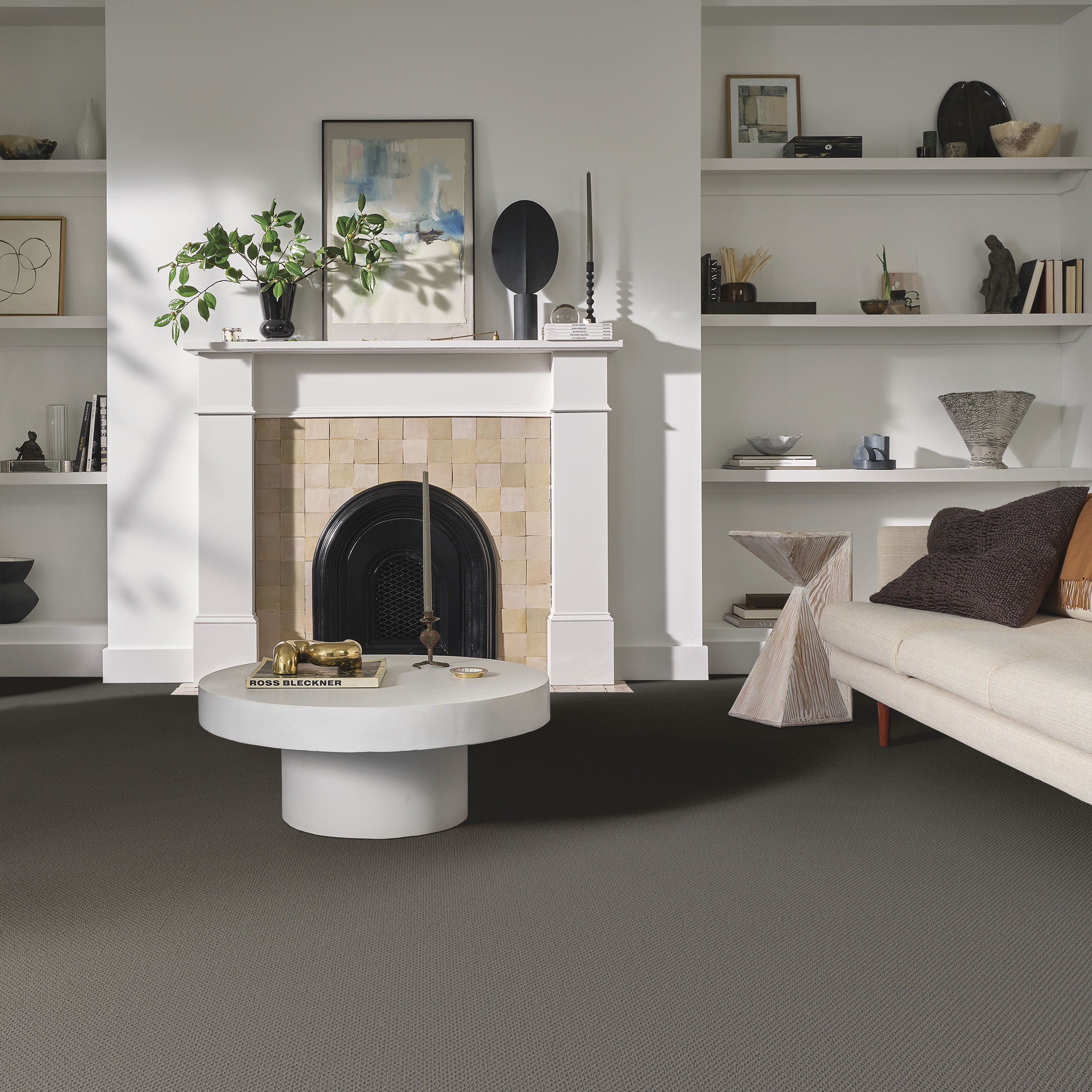 GRACIOUS INTELLECTUAL ROOM