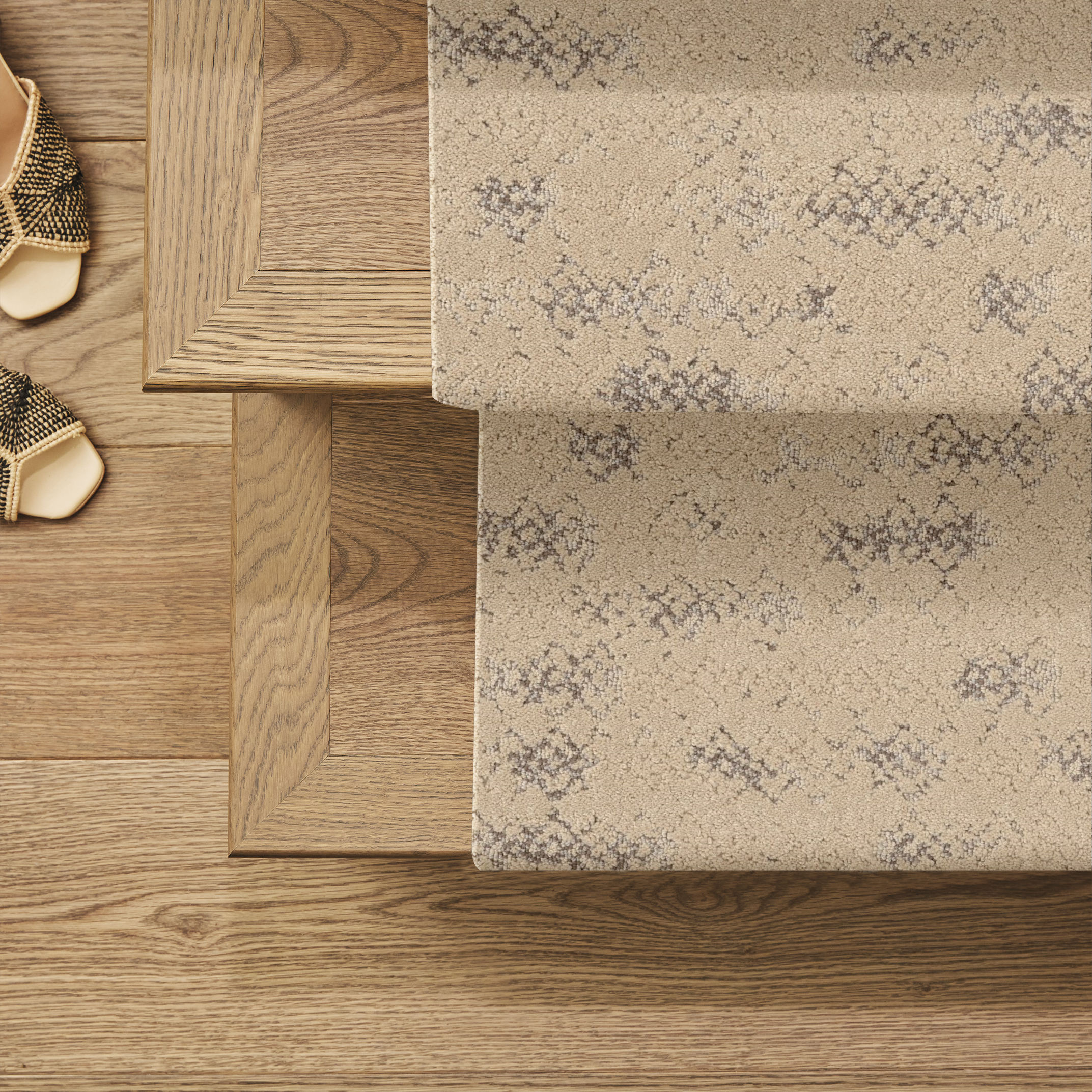 EVOKE LAMP GLOW ROOM