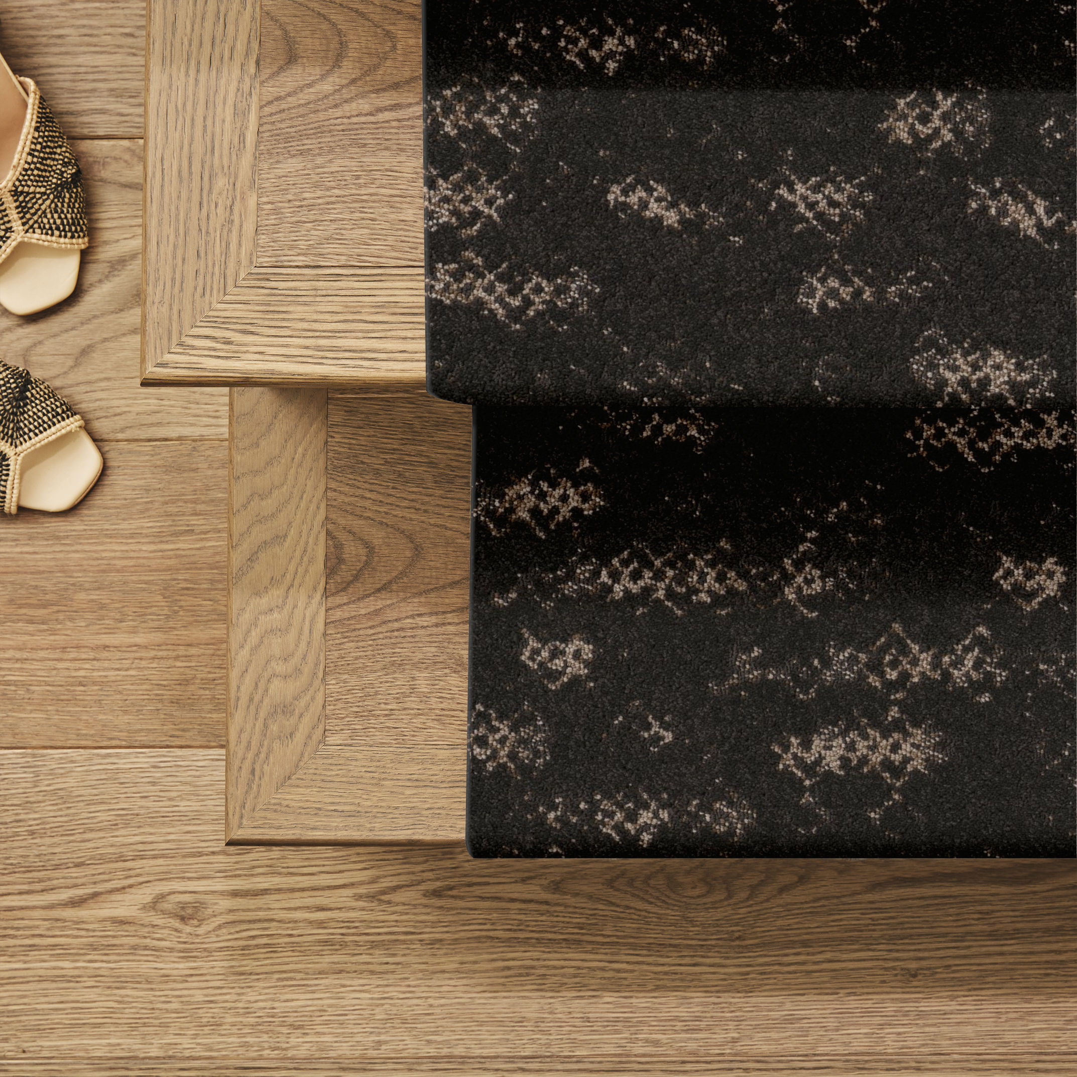 EVOKE DARK ROAST ROOM