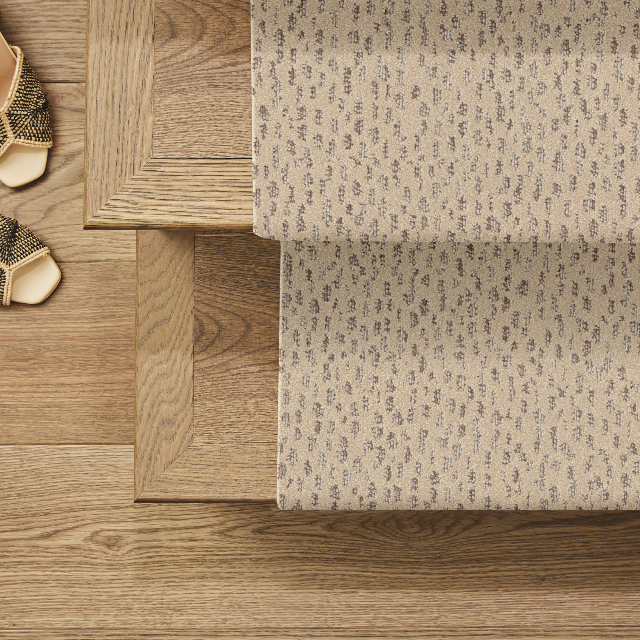 AMBITIOUS LAMP GLOW ROOM