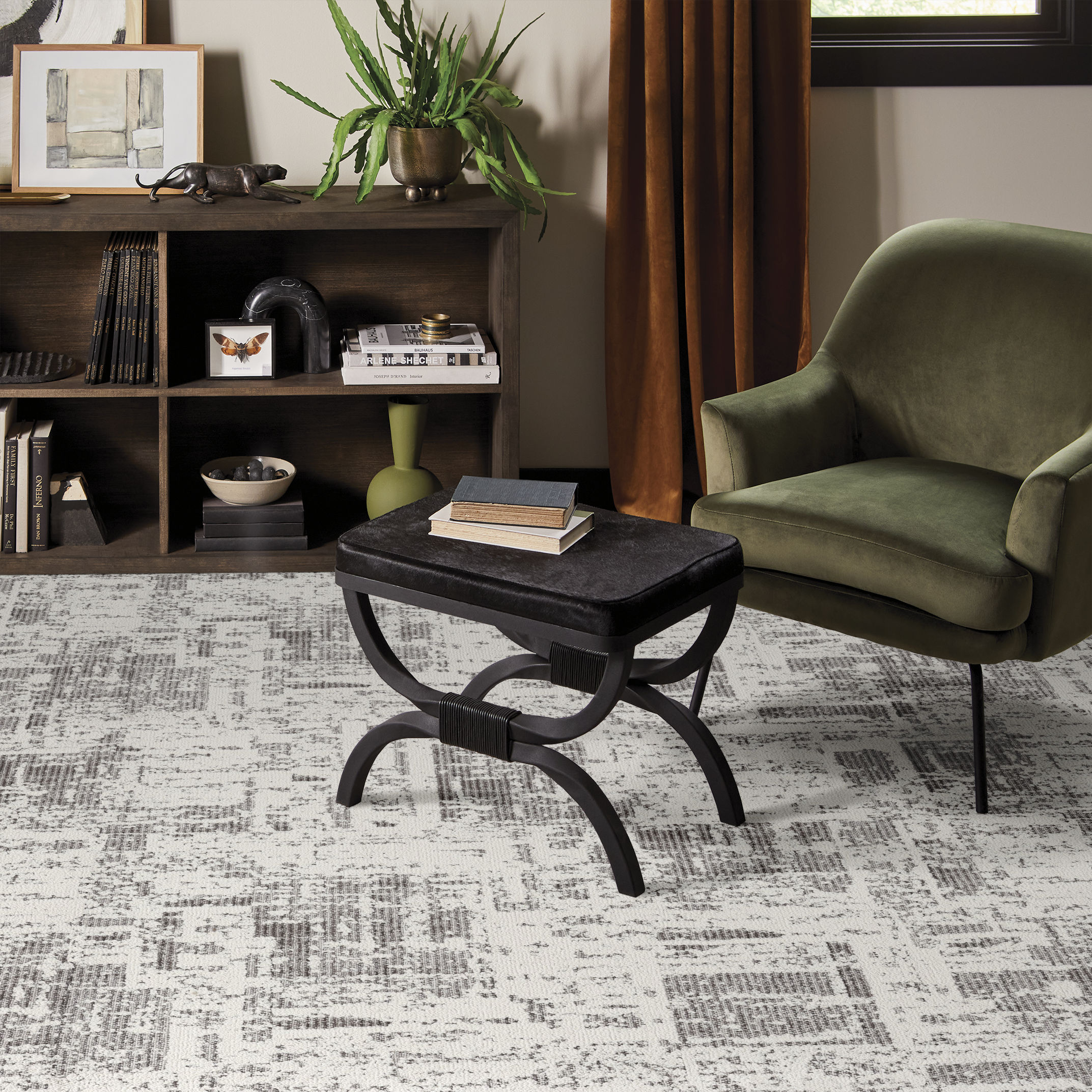 DISCOVER GRANITE ROOM