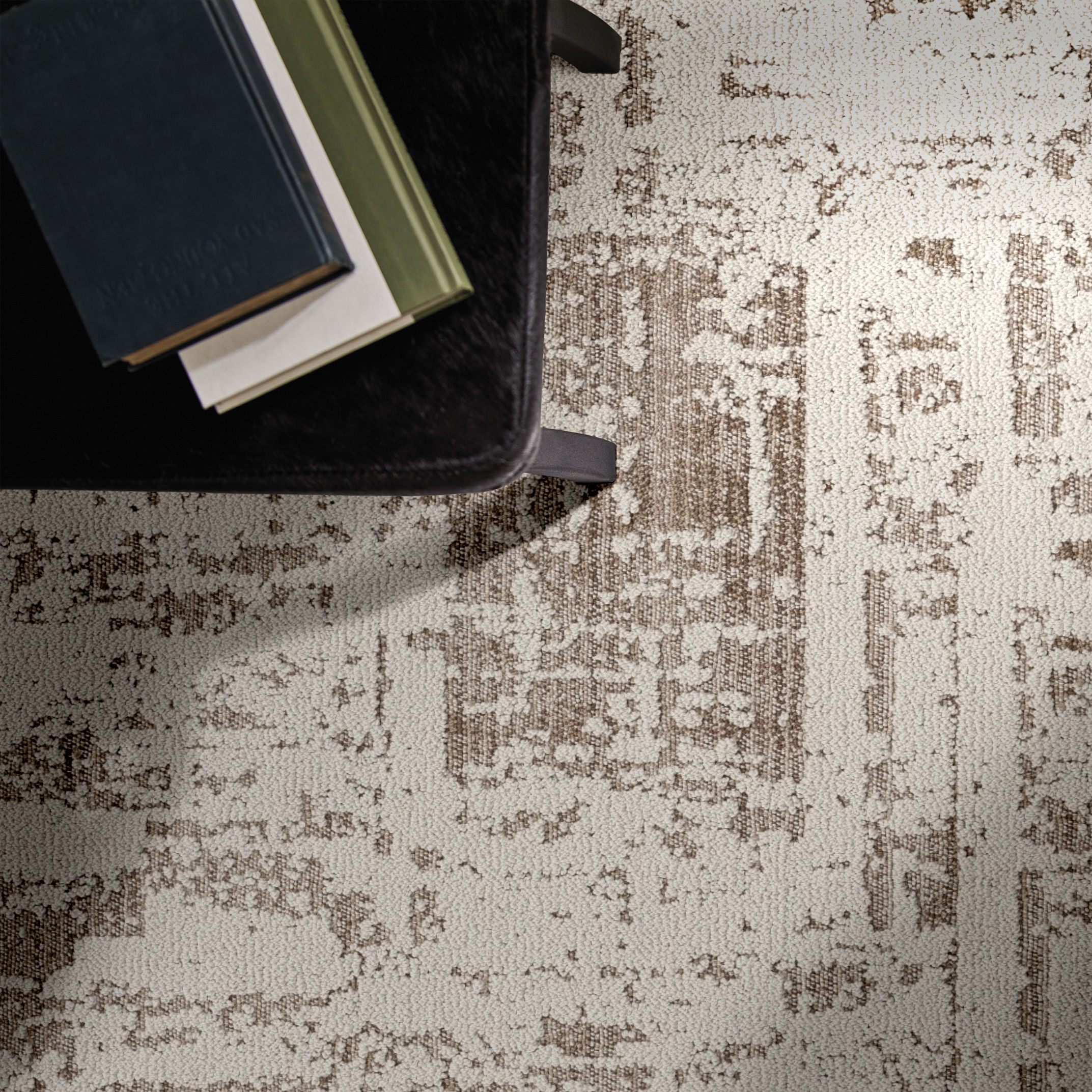 DISCOVER VINTAGE FIND ROOM