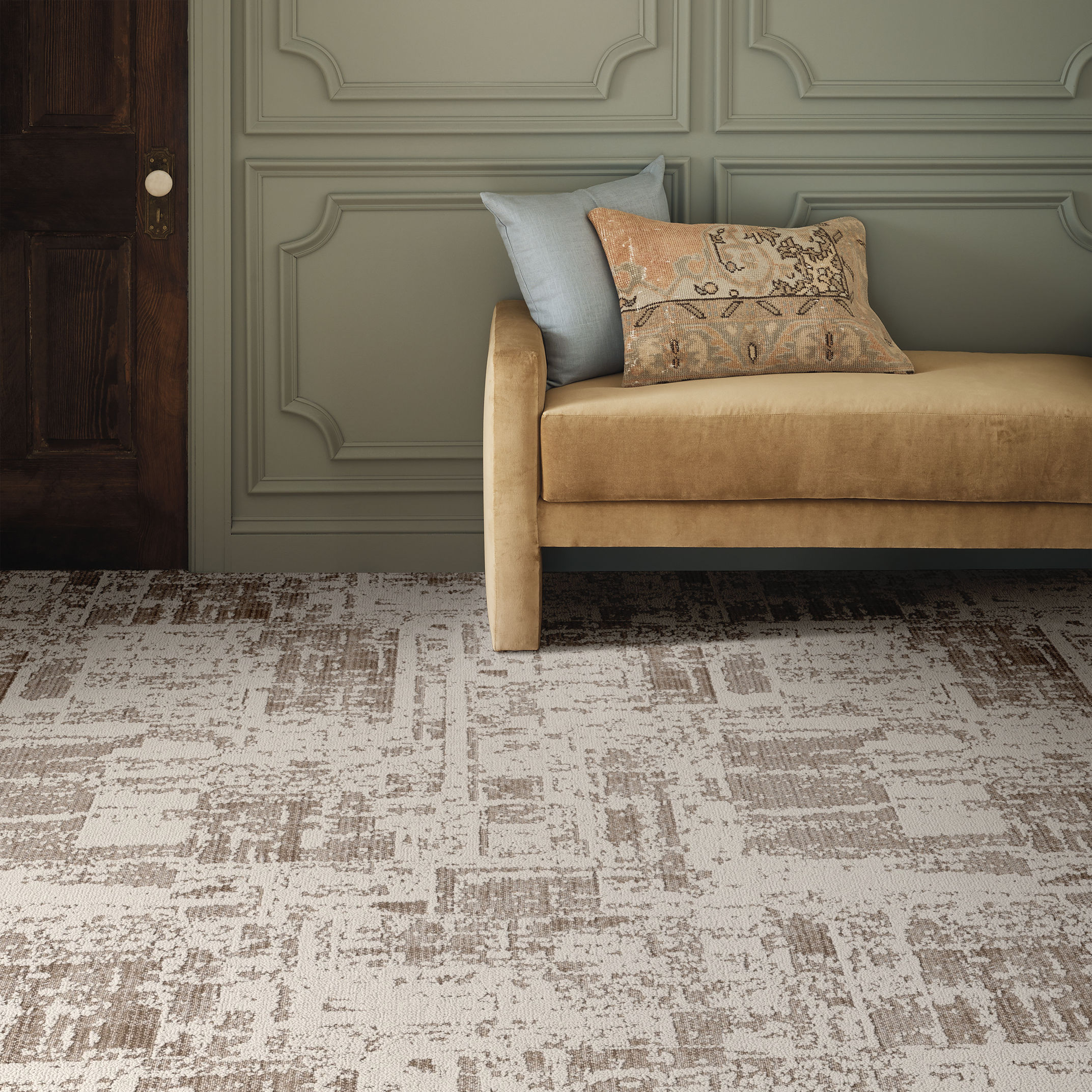 DISCOVER VINTAGE FIND ROOM