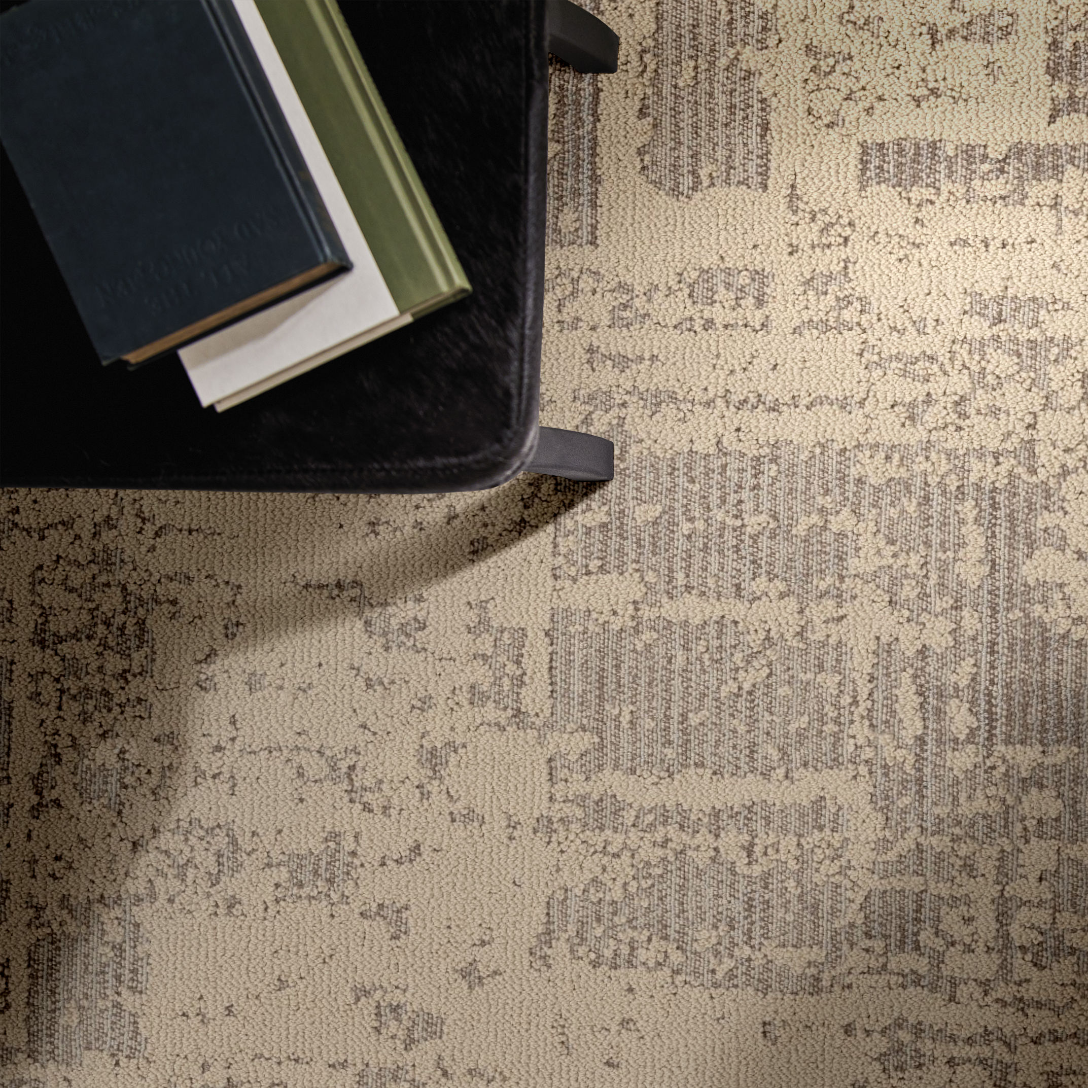 DISCOVER LAMP GLOW ROOM