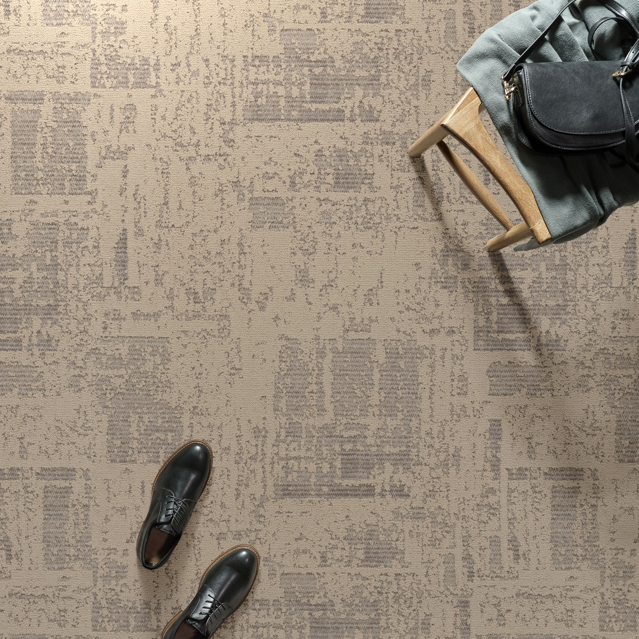 DISCOVER LAMP GLOW ROOM