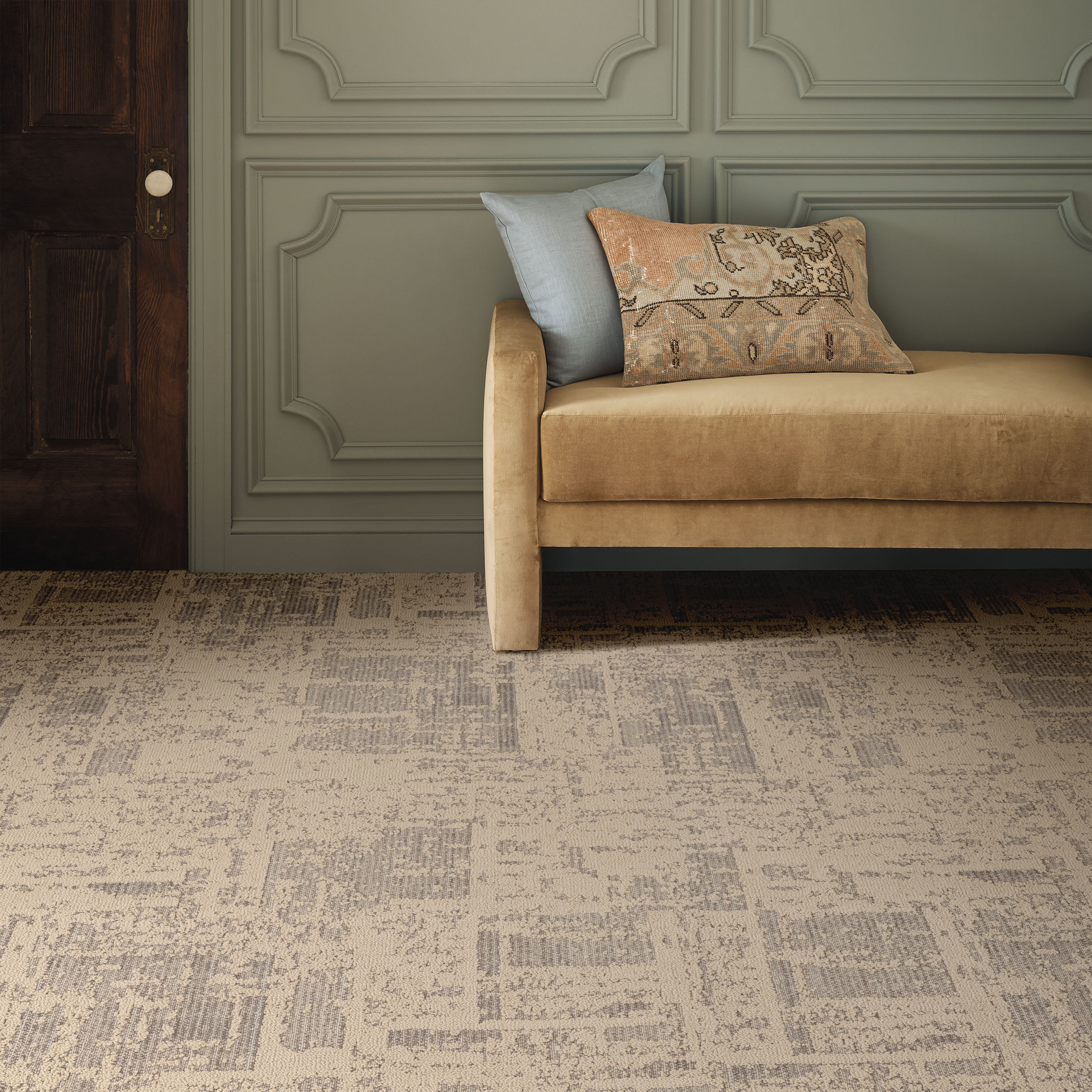 DISCOVER LAMP GLOW ROOM