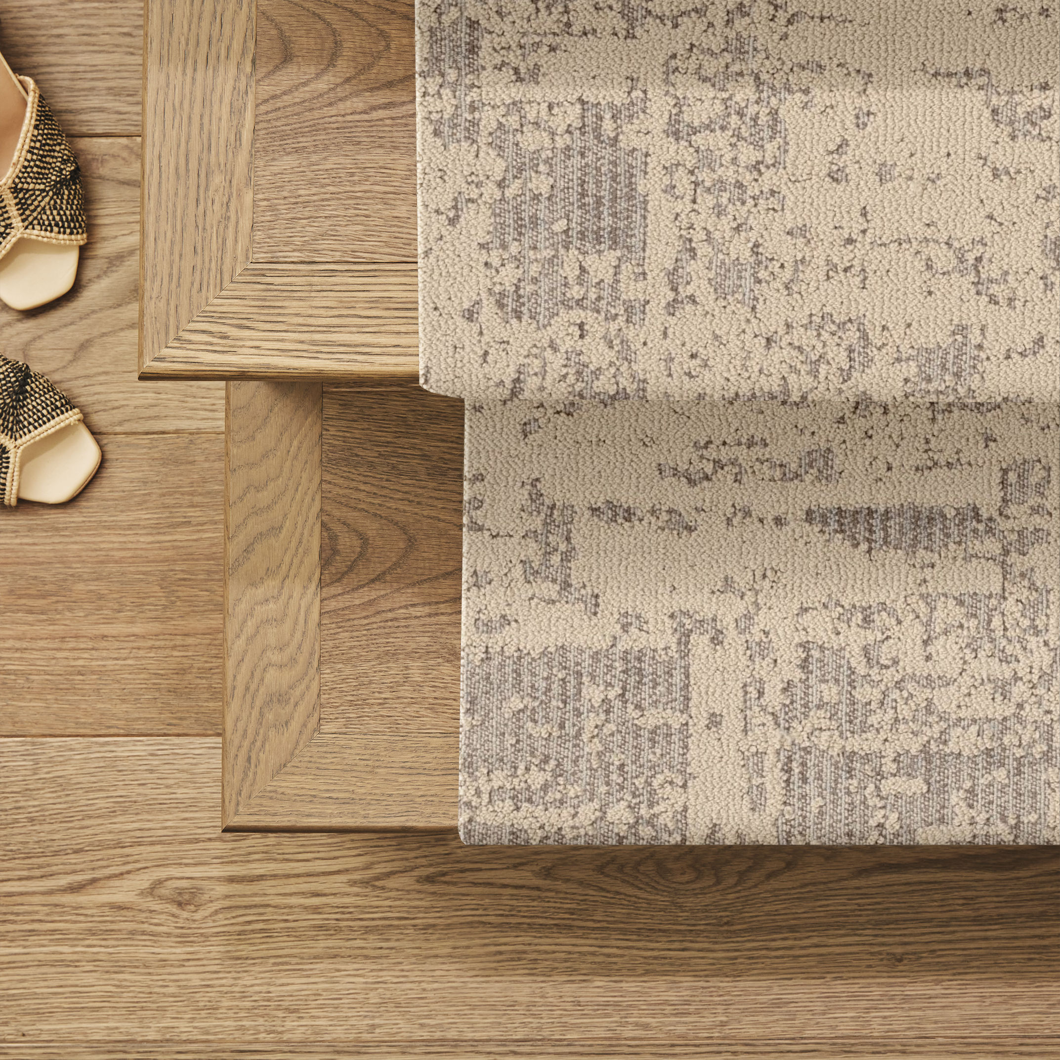 DISCOVER LAMP GLOW ROOM