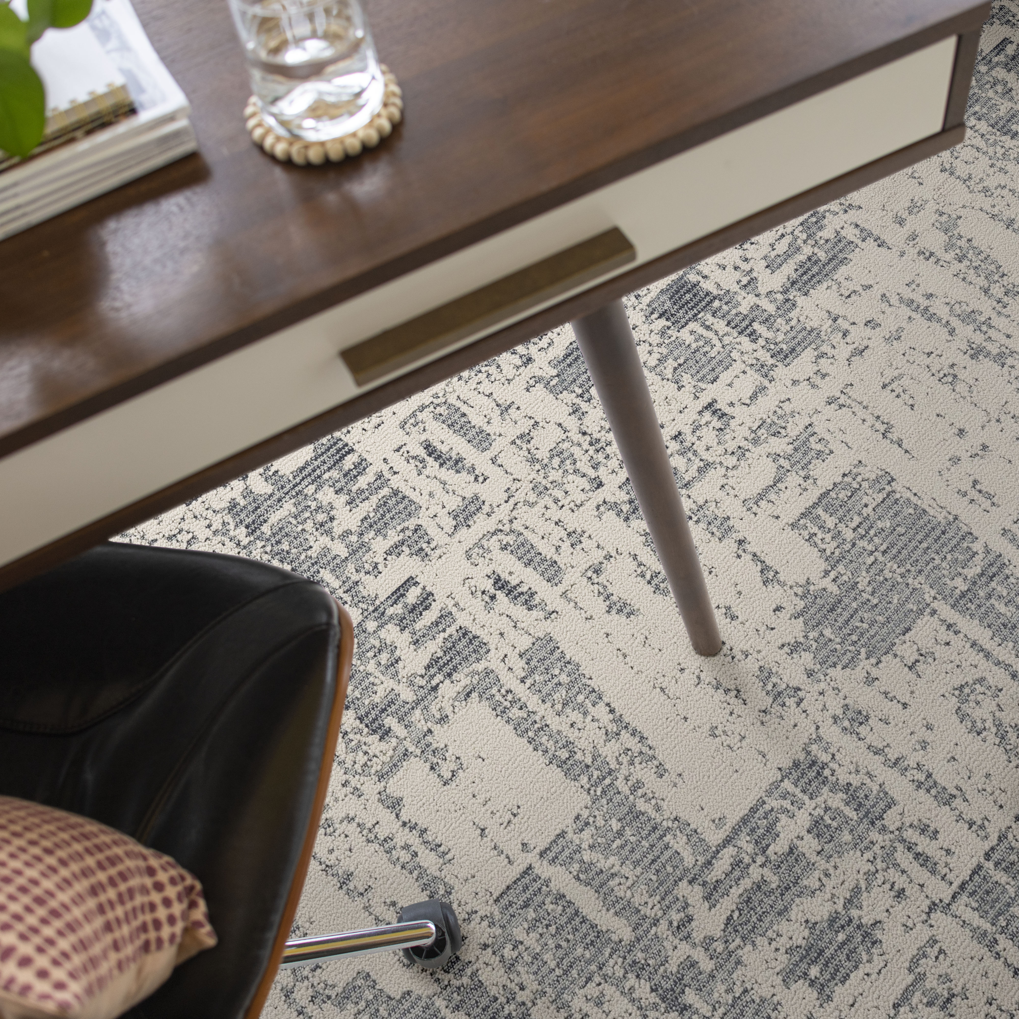 DISCOVER SERENITY ROOM in room