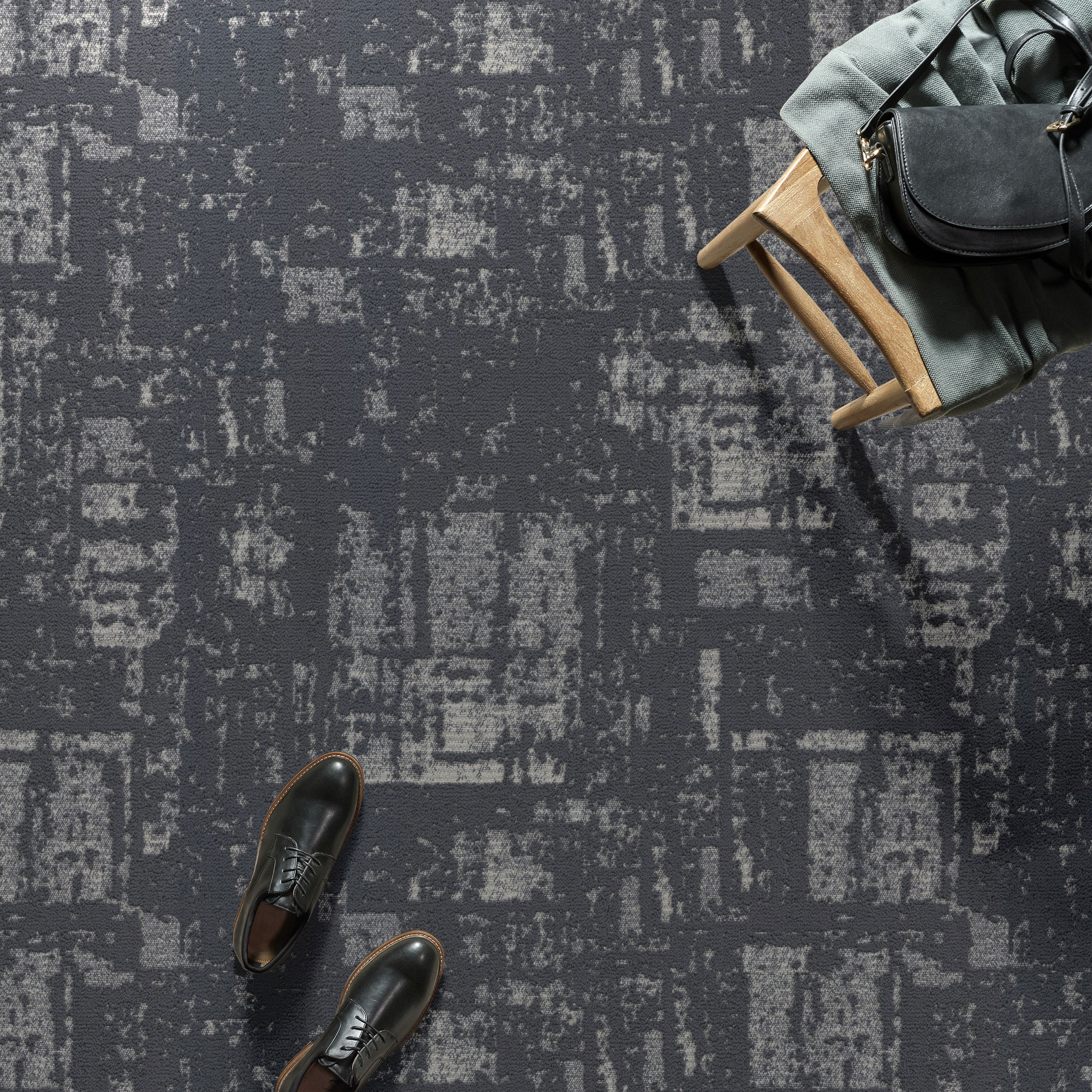 DISCOVER WASHED NAVY ROOM