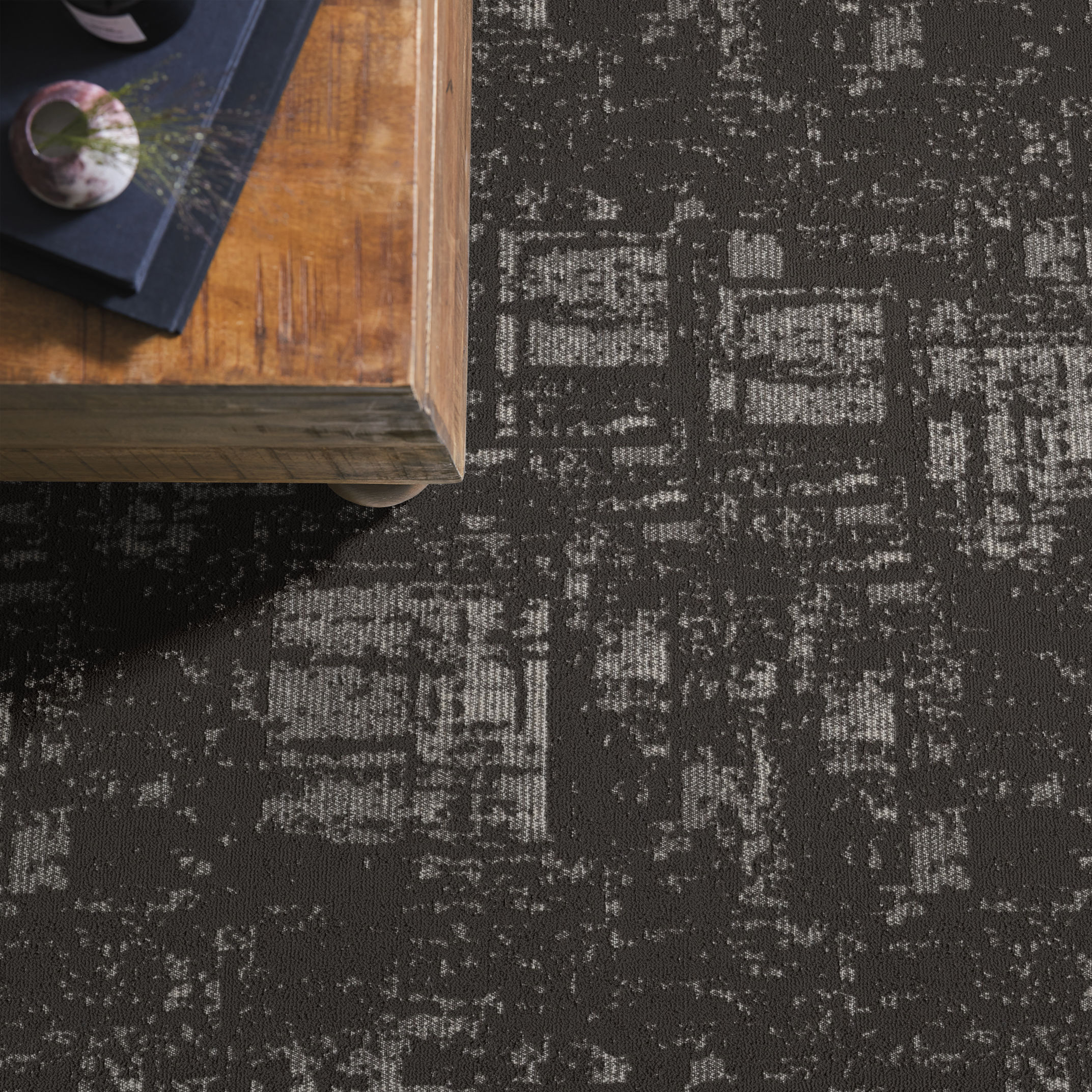 DISCOVER CHARCOALS ROOM