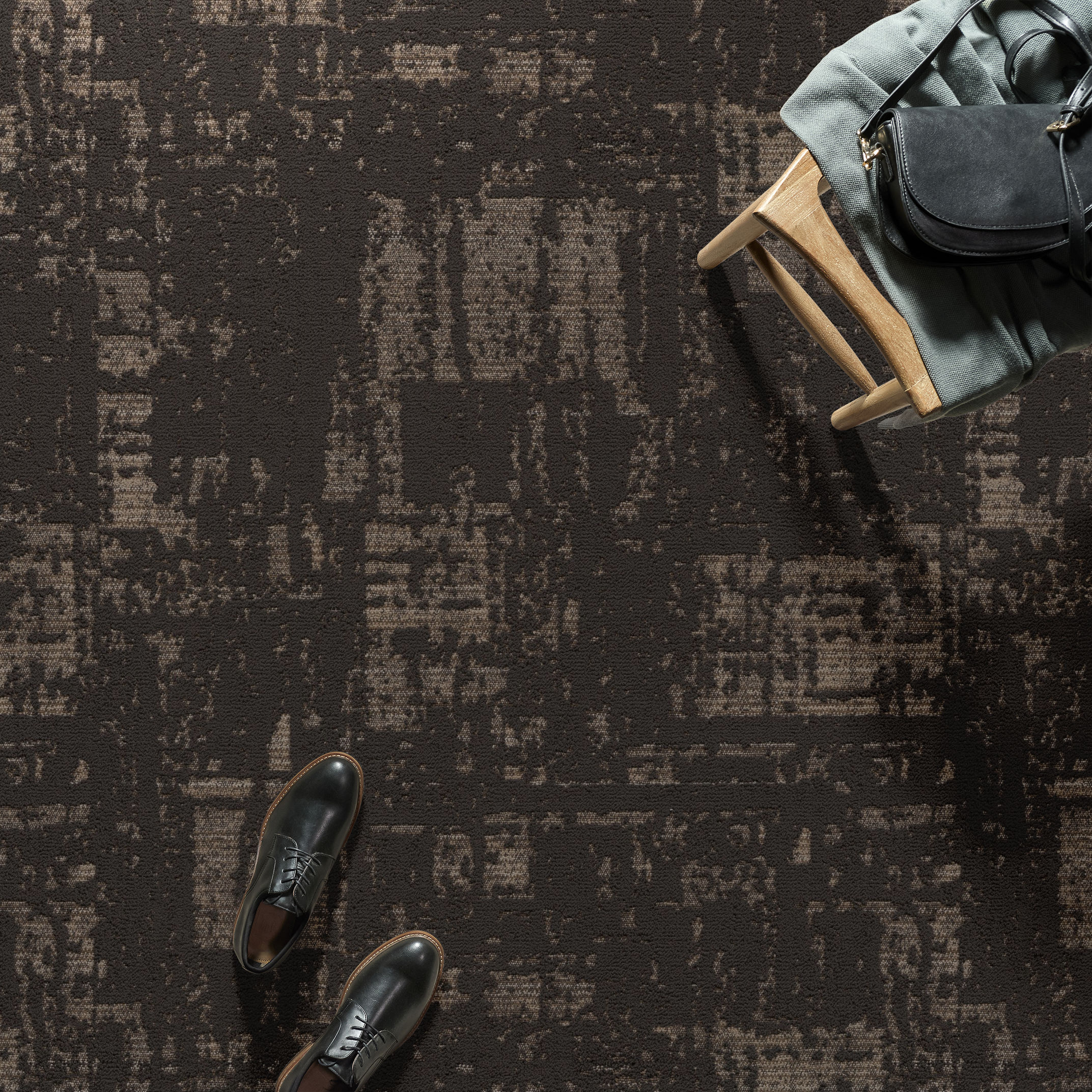 DISCOVER DARK ROAST ROOM