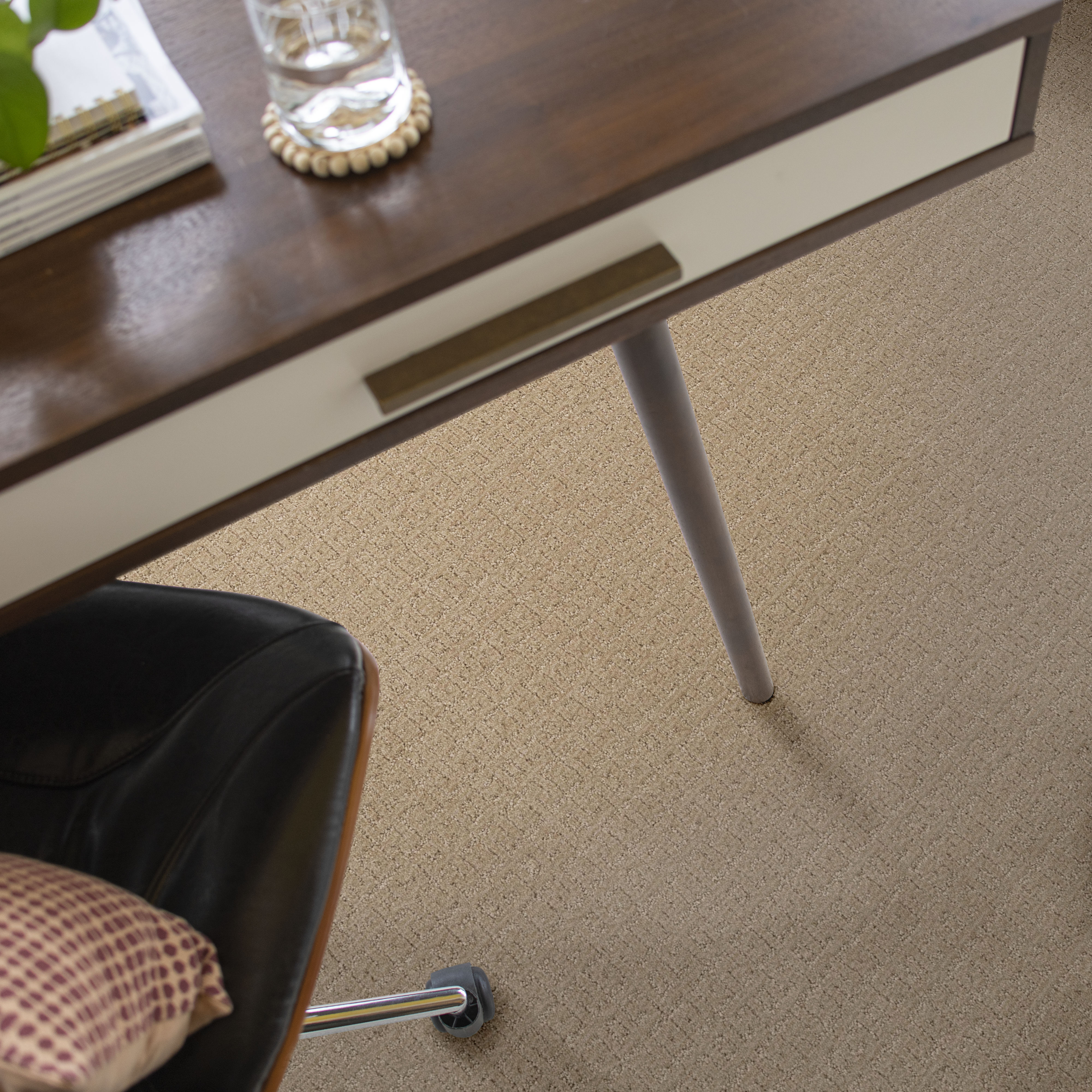 VIGNETTE LOFT LIGHT ROOM in room