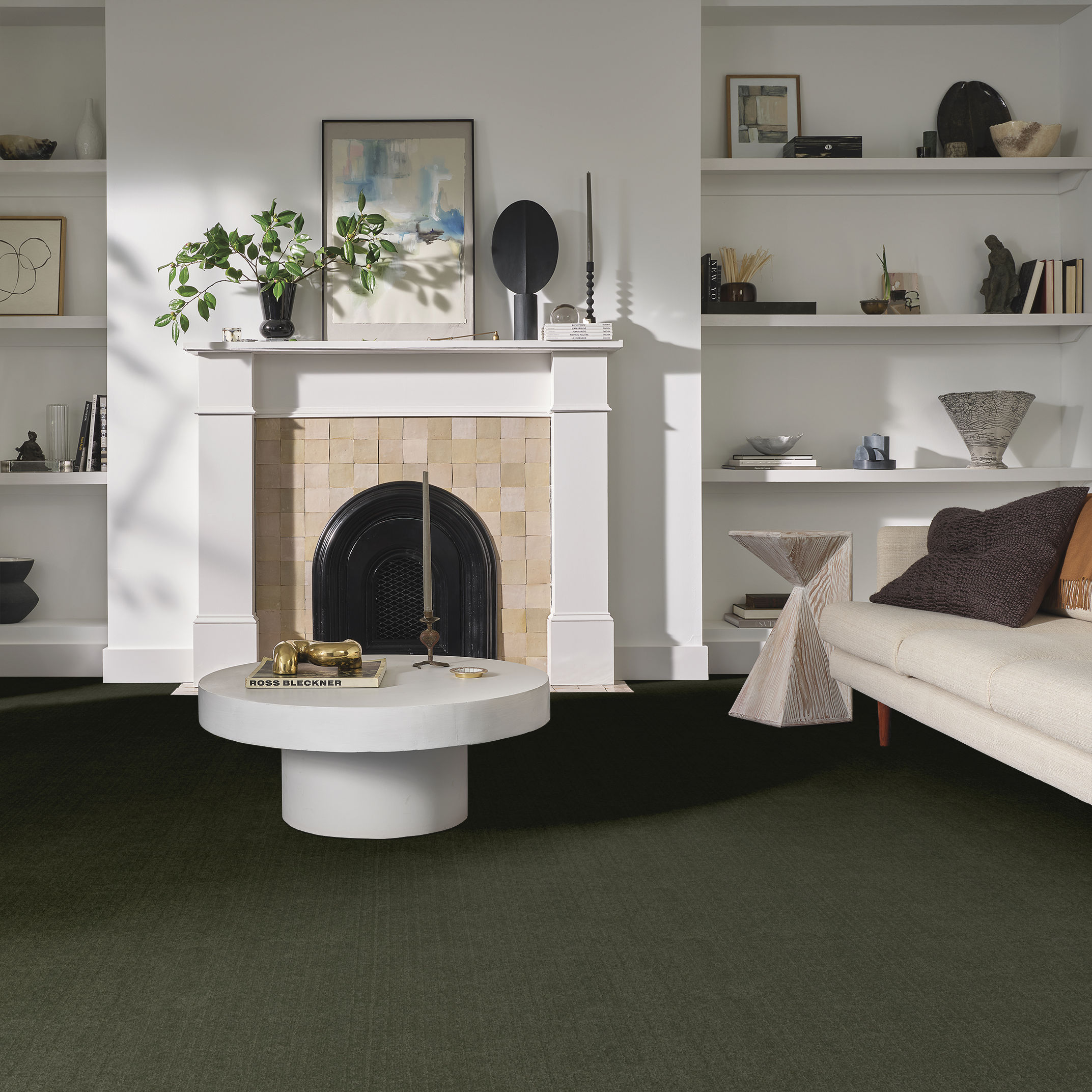 VIGNETTE OLIVE TREE ROOM