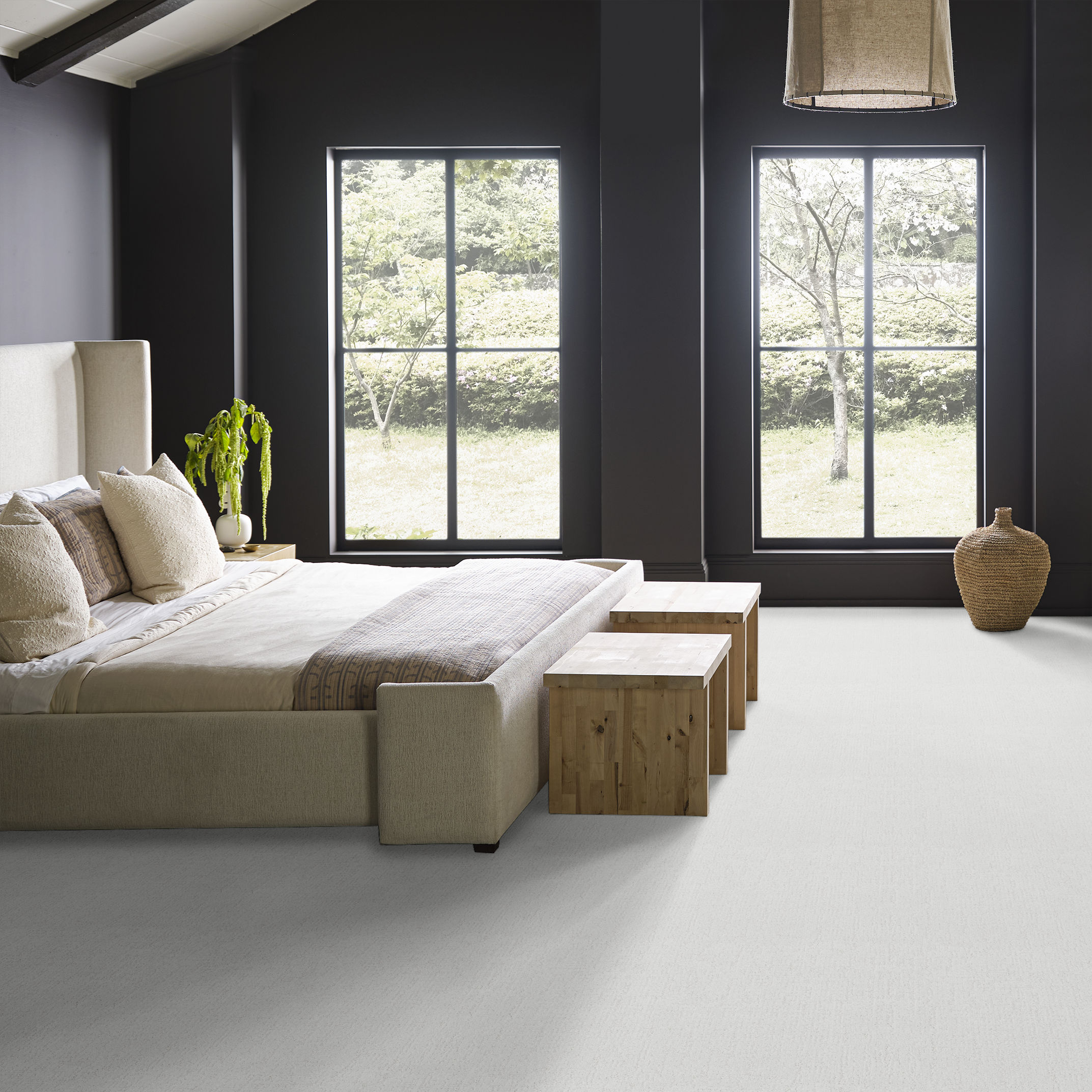 INDULGENT STUCCO ROOM