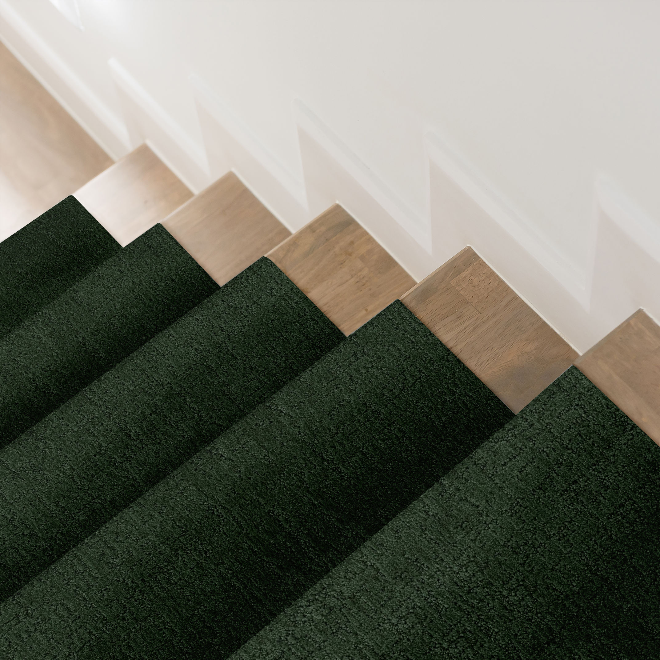 INDULGENT DEEP PINE ROOM