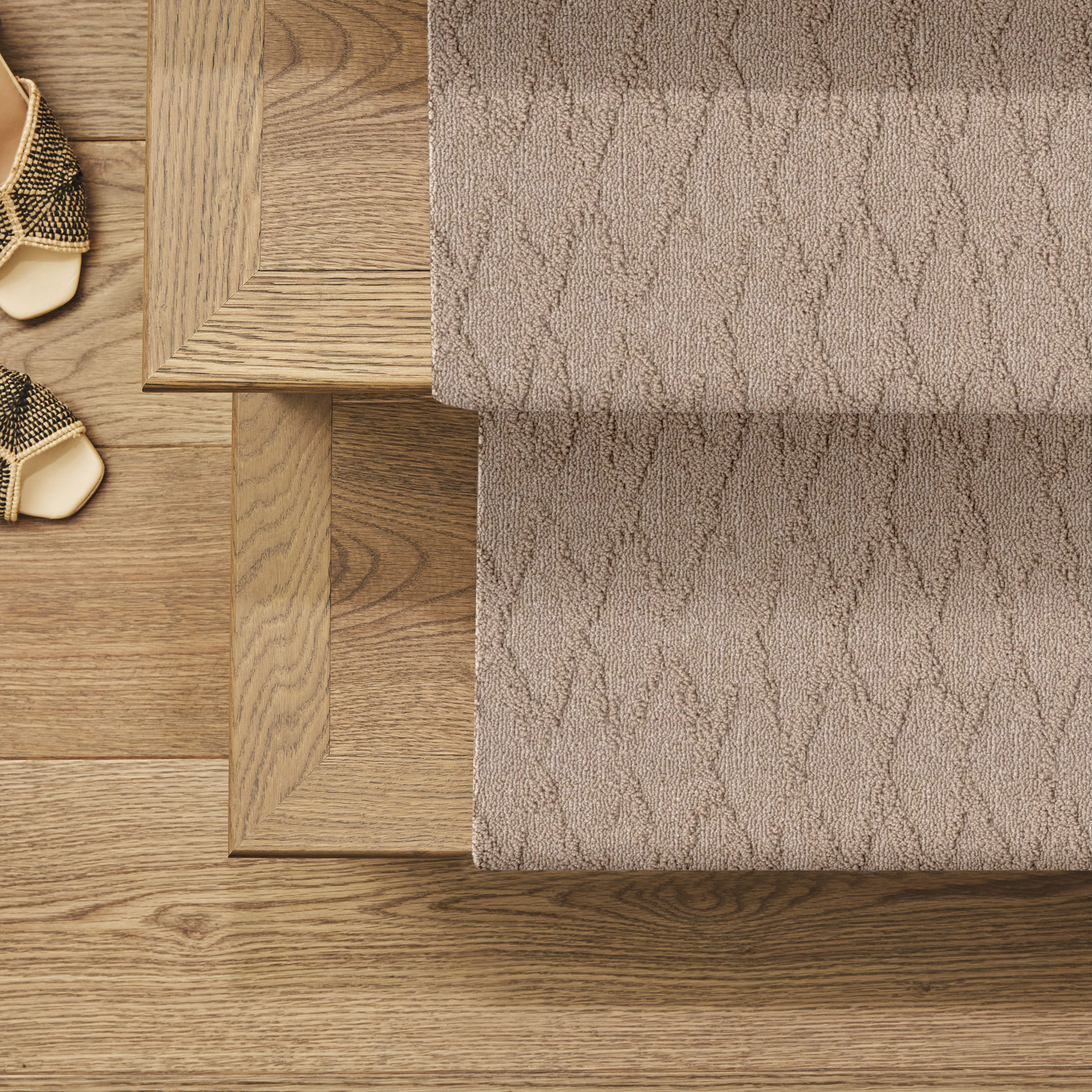 ILLUMINATION DESTINATION ROOM