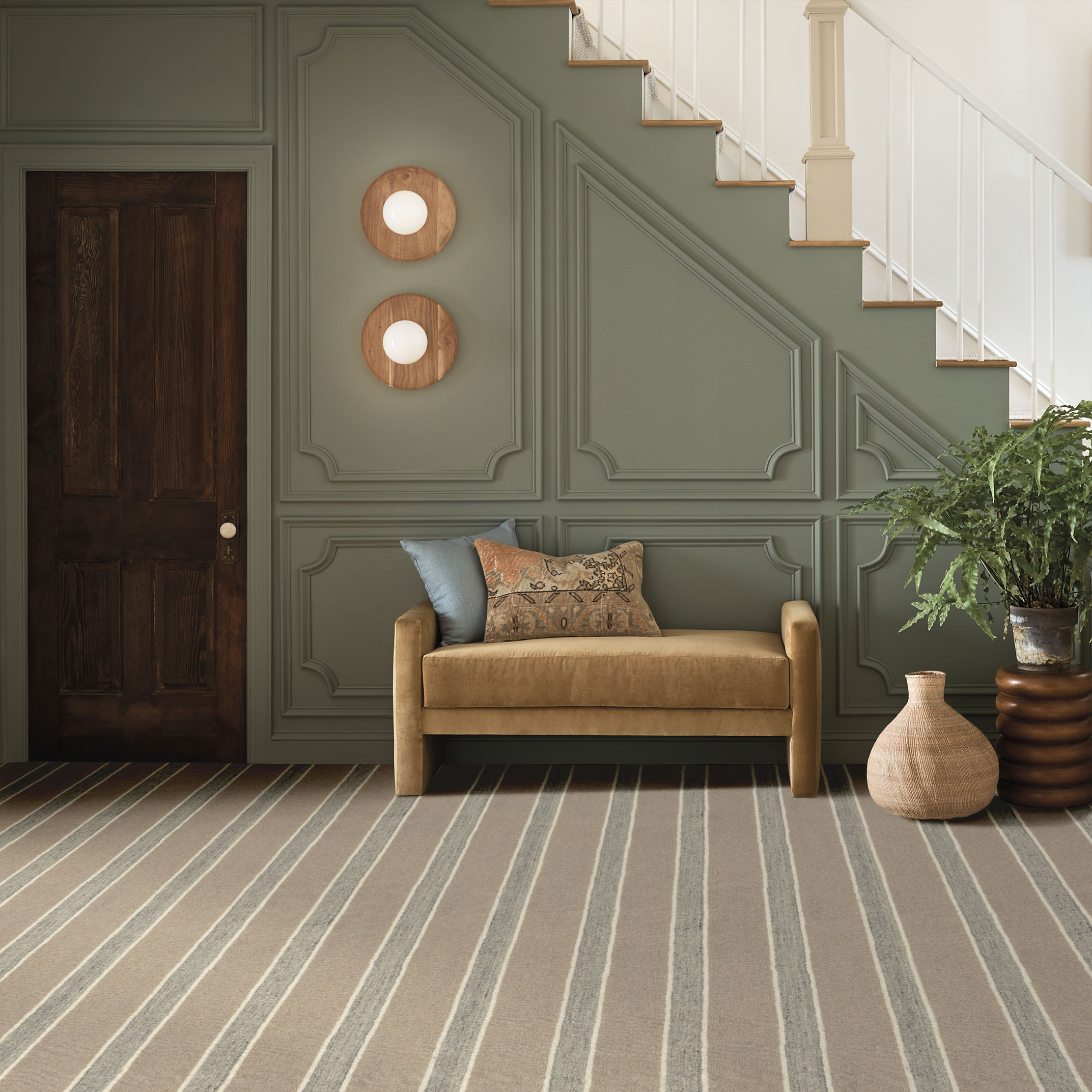 GALLERY GARDEN PATH ROOM