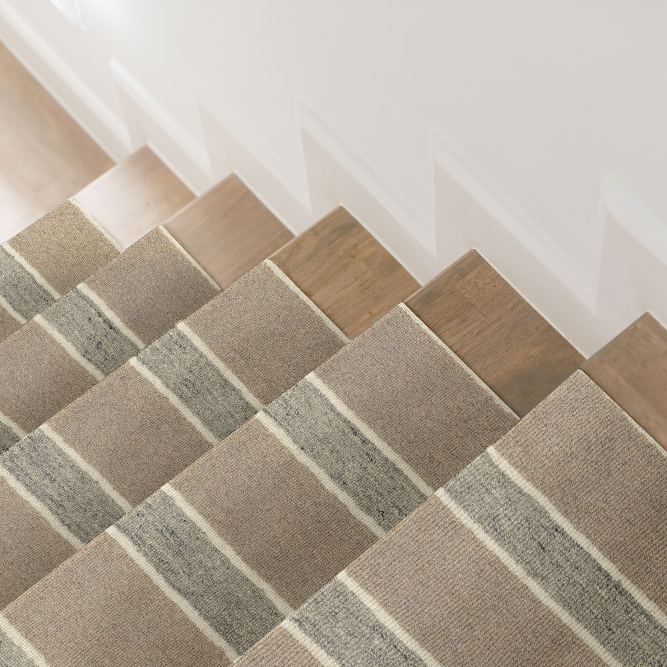 GALLERY GARDEN PATH ROOM