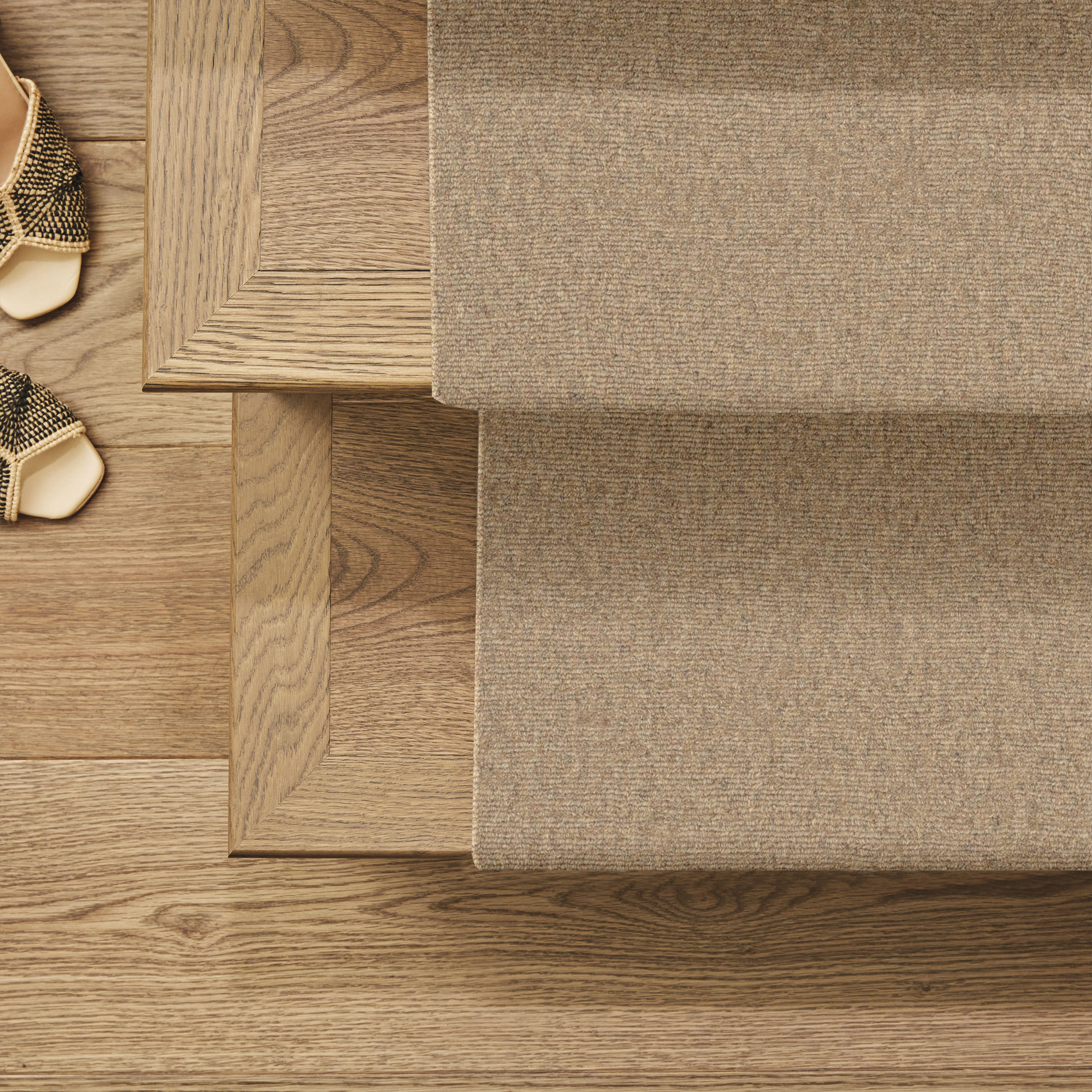 FINESSE SUNWASHED ROOM