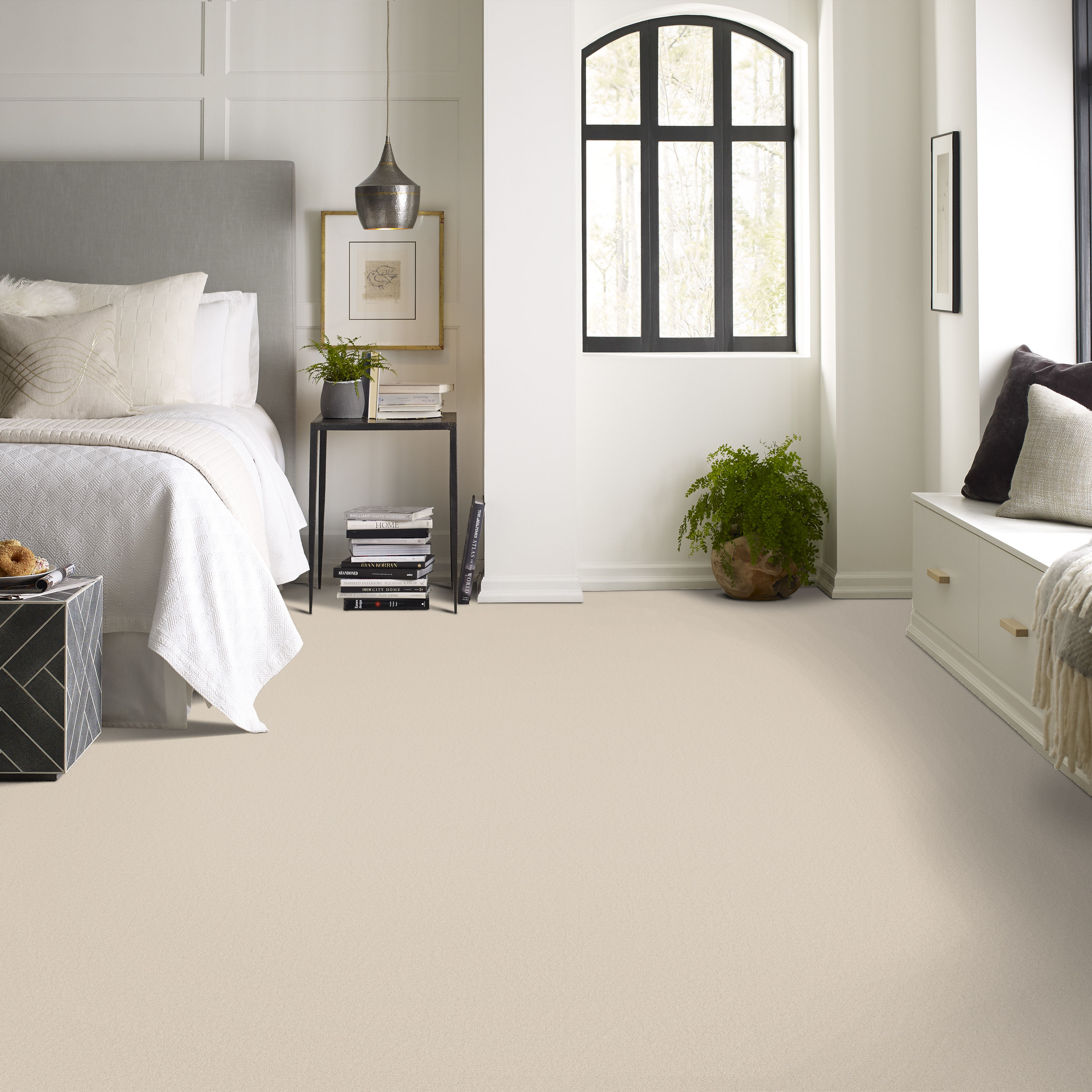 FINERY ARCTIC HARE ROOM in room