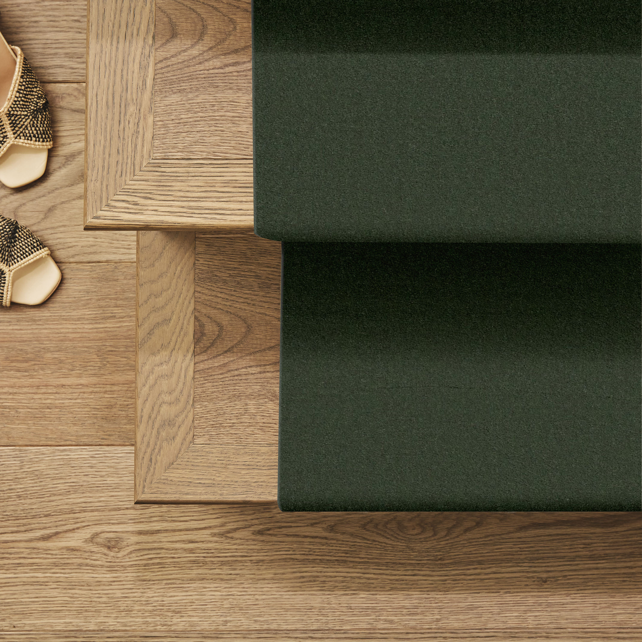 FINERY PALM LEAF ROOM