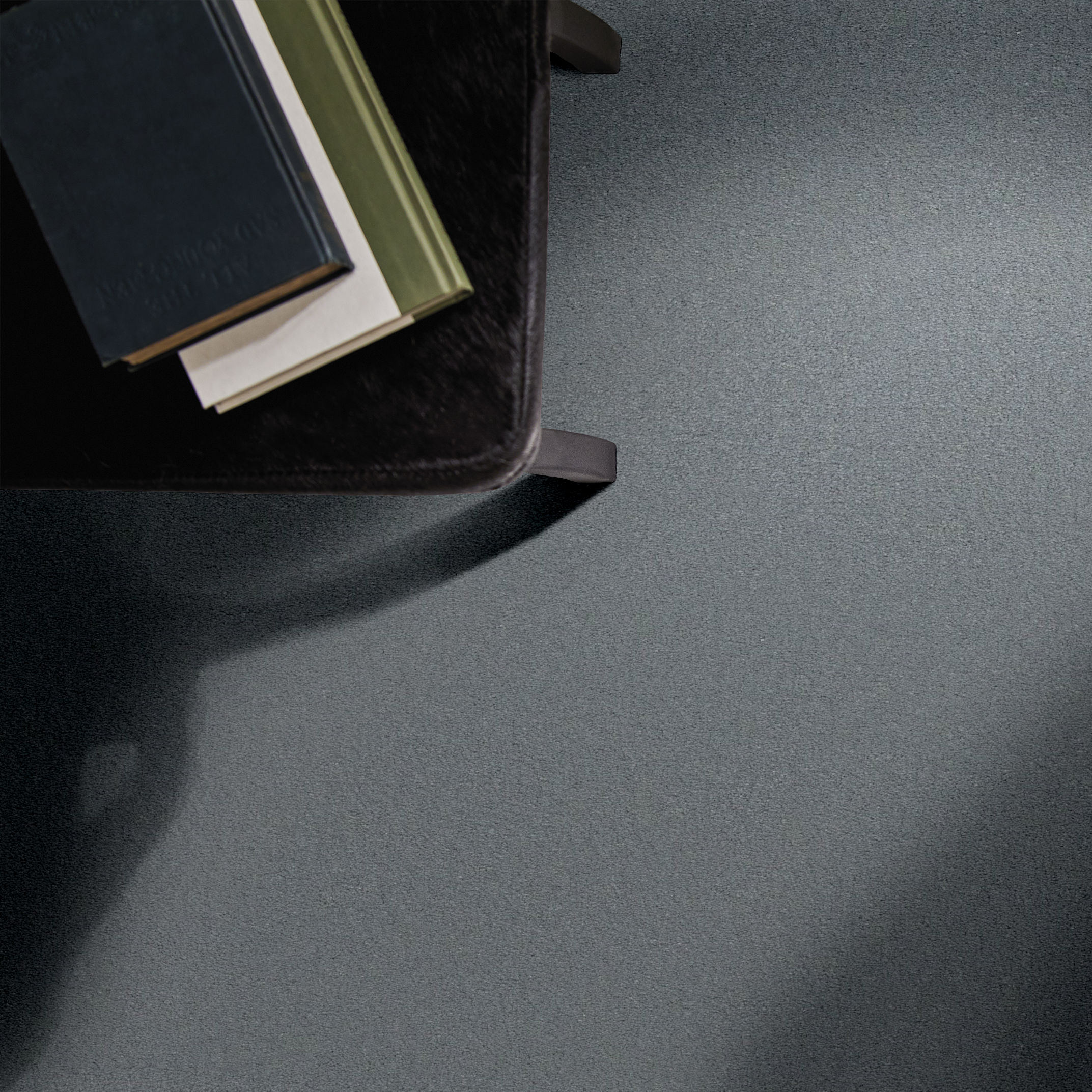 FINERY RUSHING RIVER ROOM