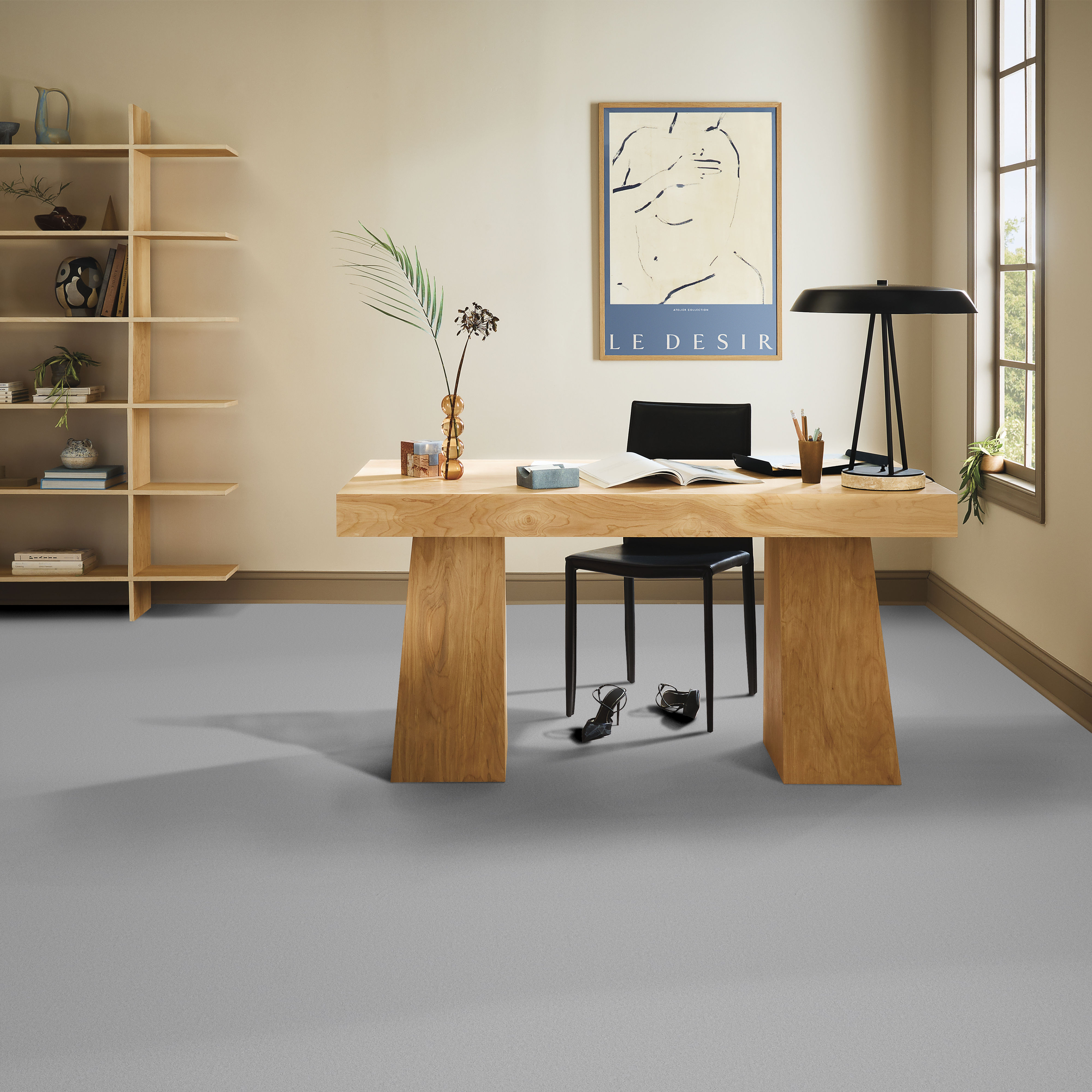 FINERY CASTLE WALLS ROOM