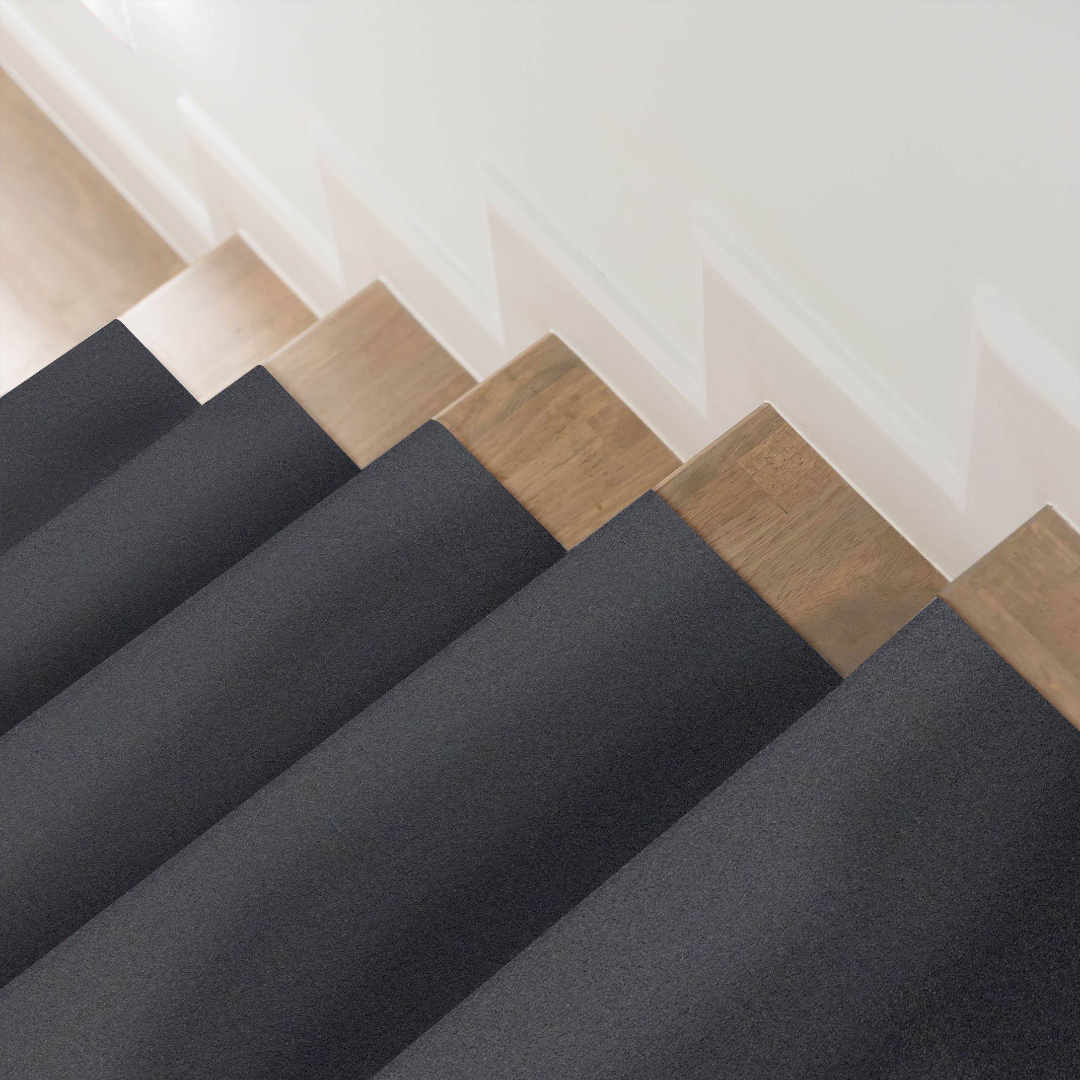 FINERY YACHT CLUB ROOM