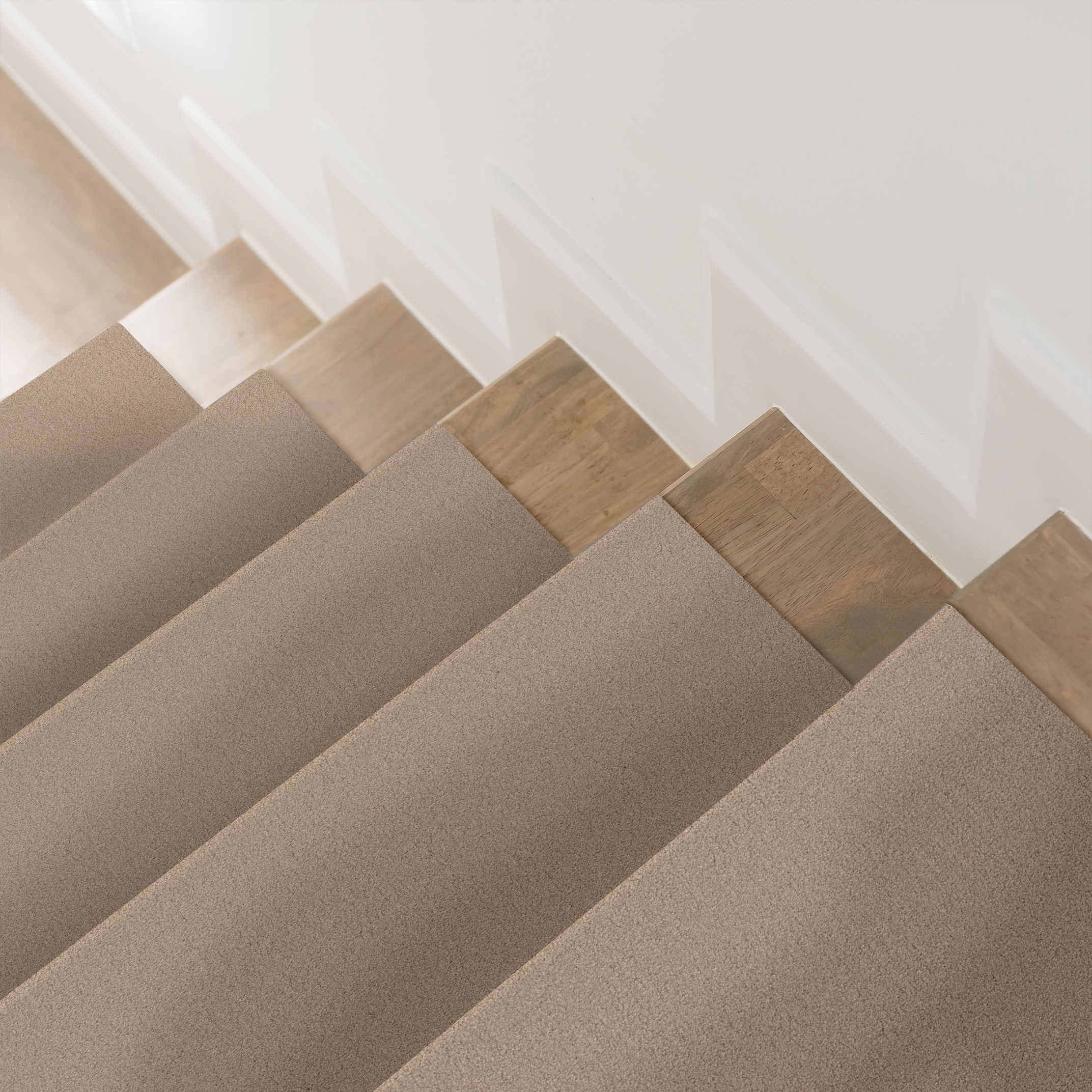 FINERY PEBBLE PATH ROOM