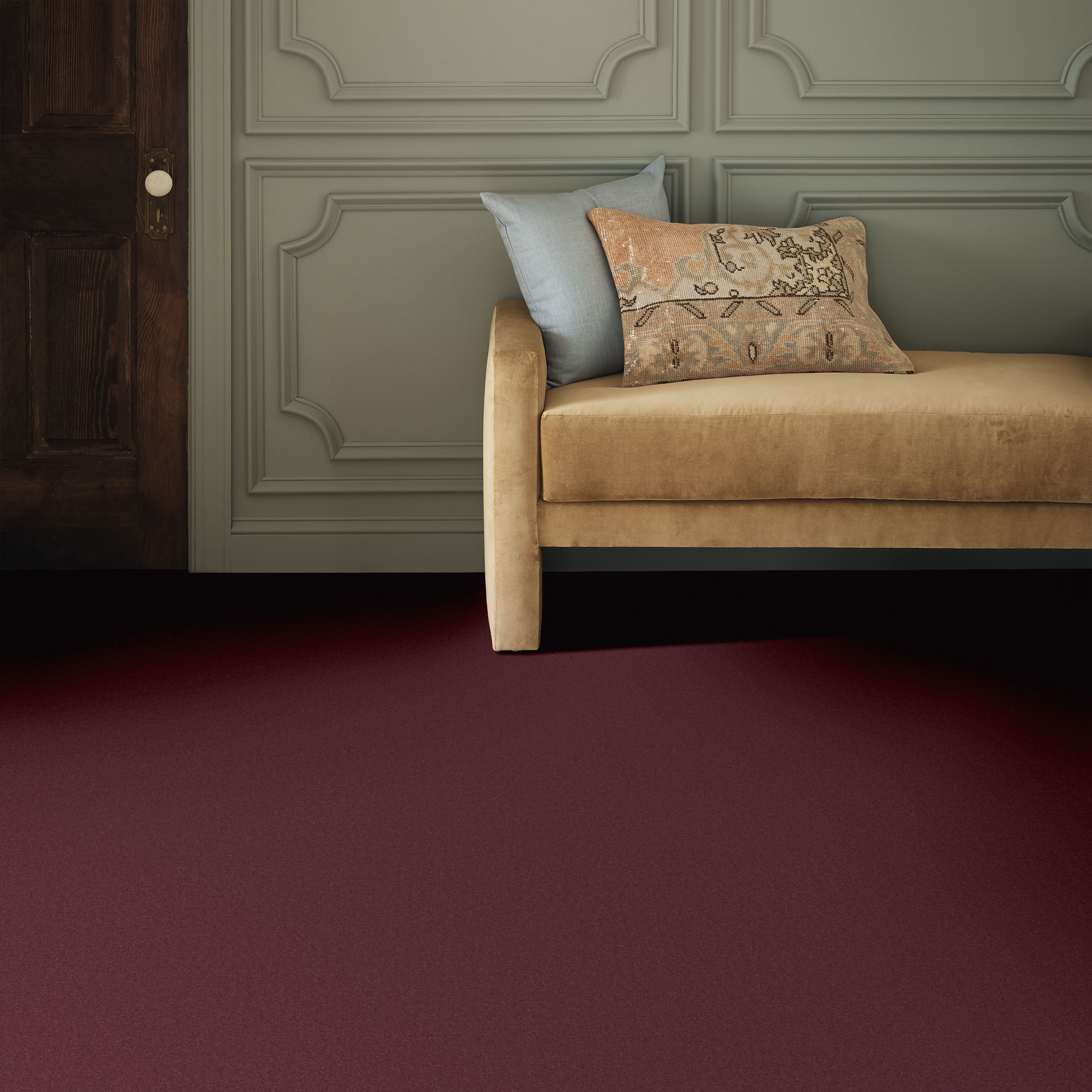 FINERY RASPBERRY ROOM