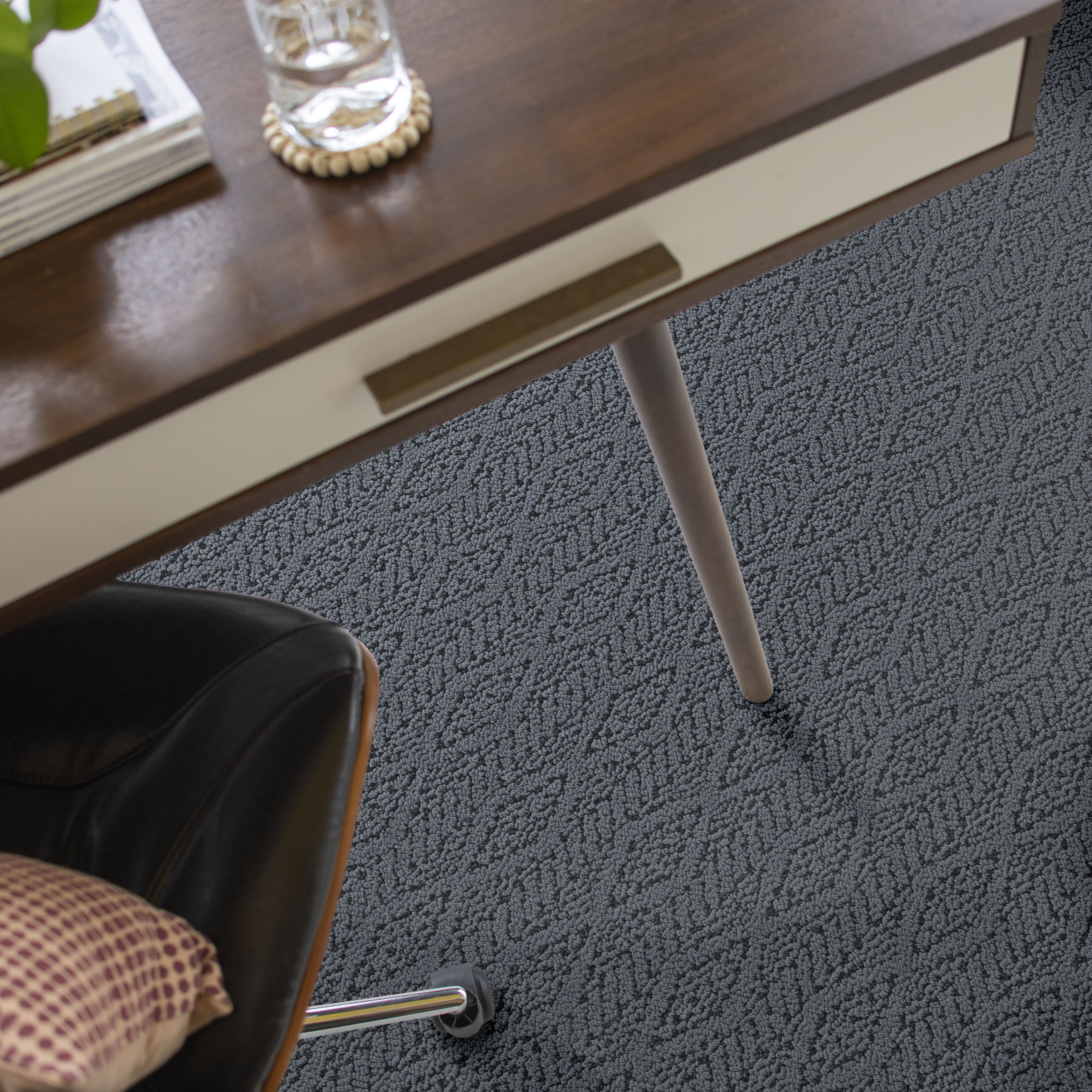 CROCHET CALM SEA ROOM in room