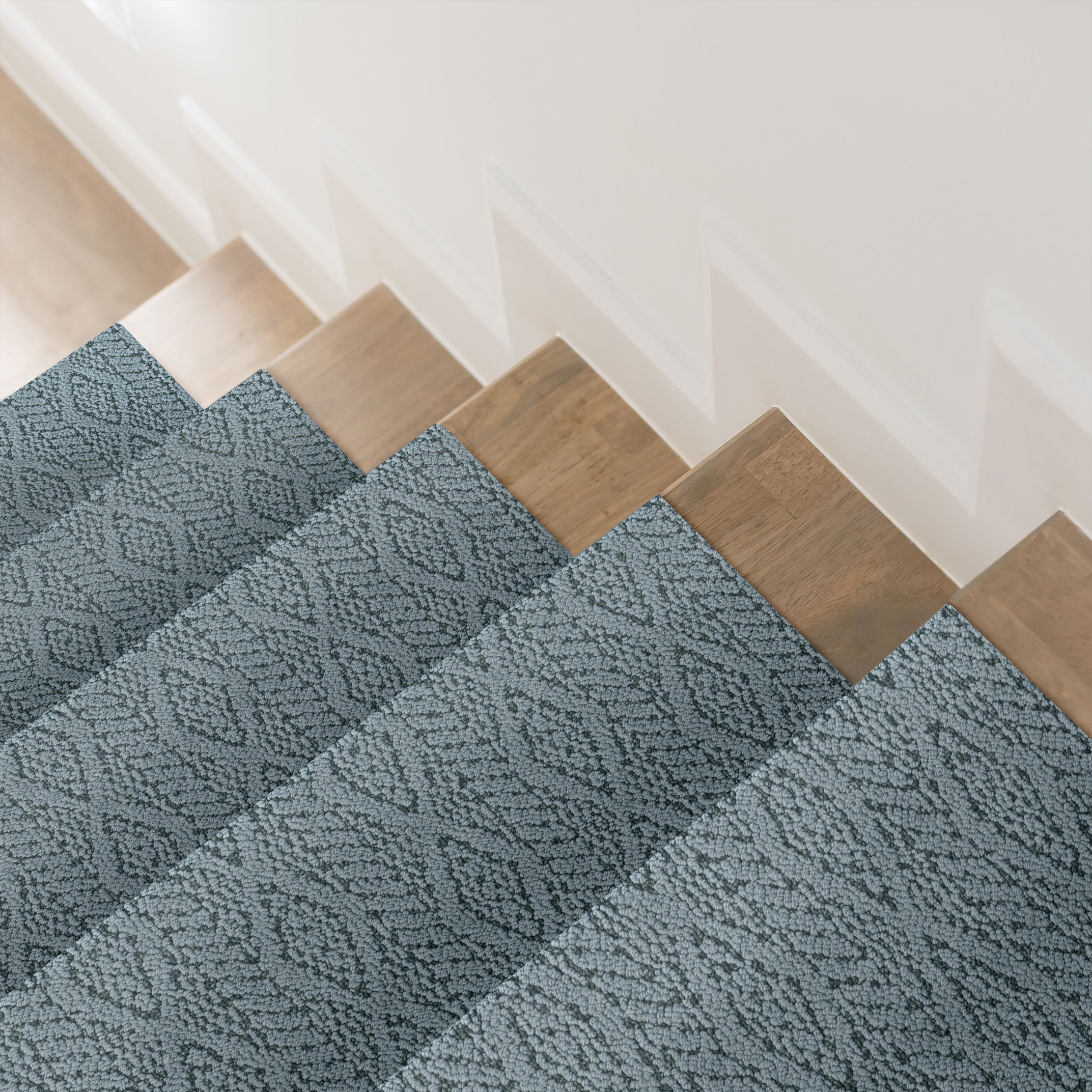 CROCHET CAPRI BLUE ROOM