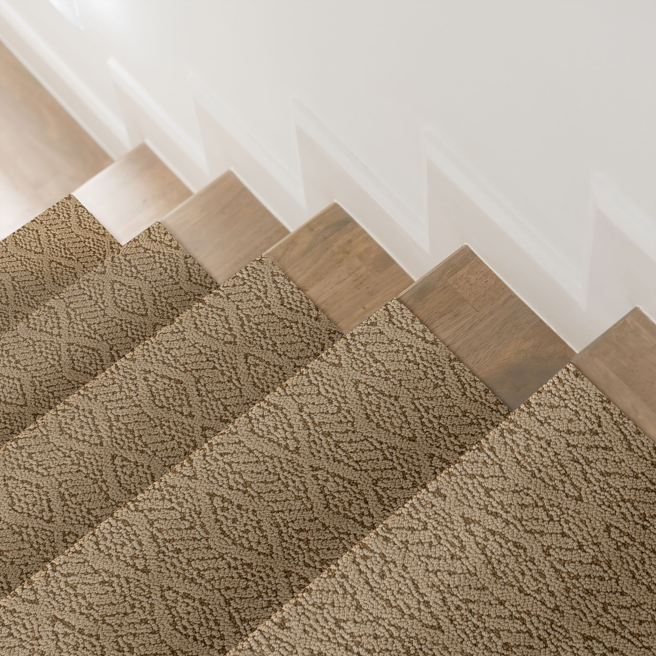 CROCHET PLATEAU ROOM