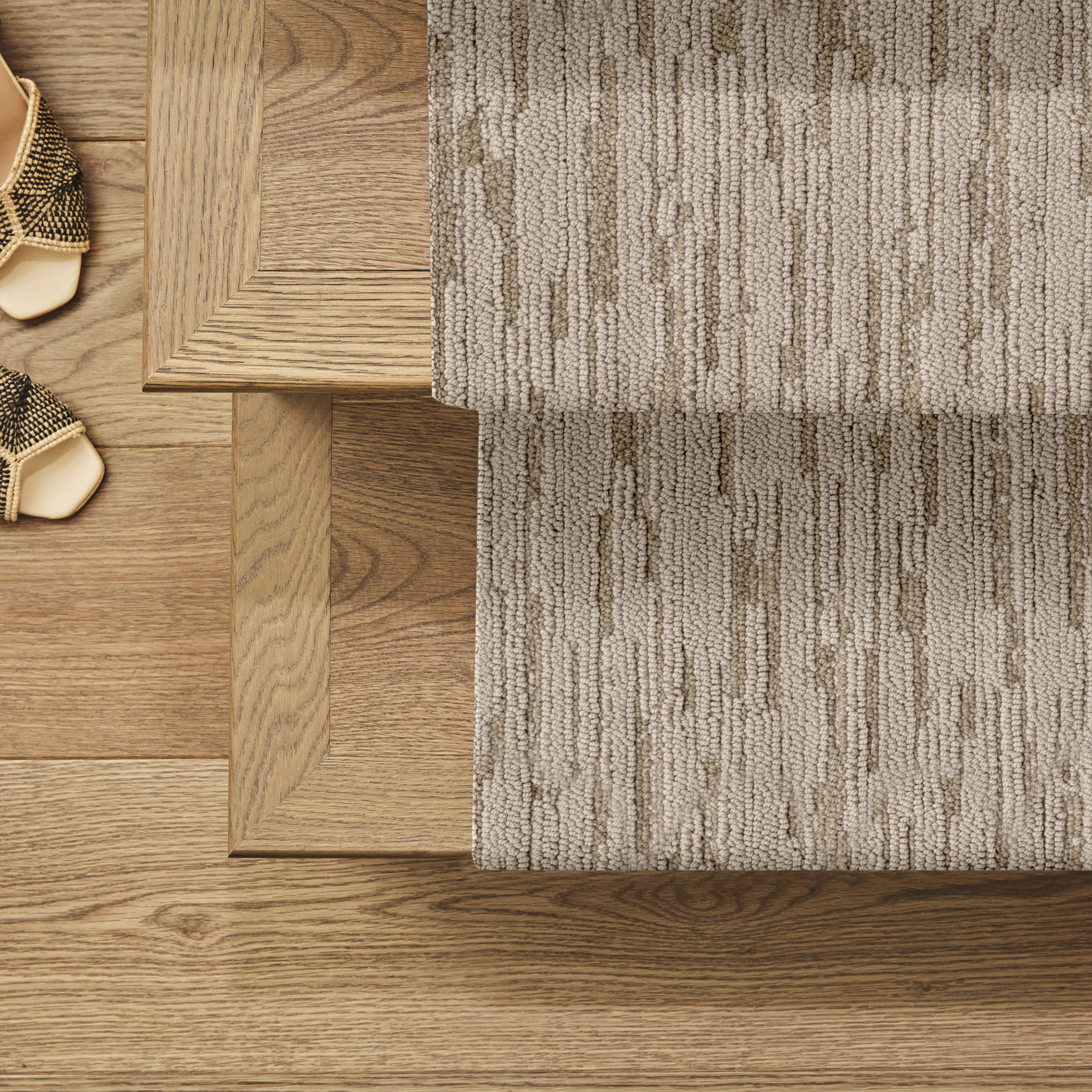 LOOM RIVIERA BEACH ROOM