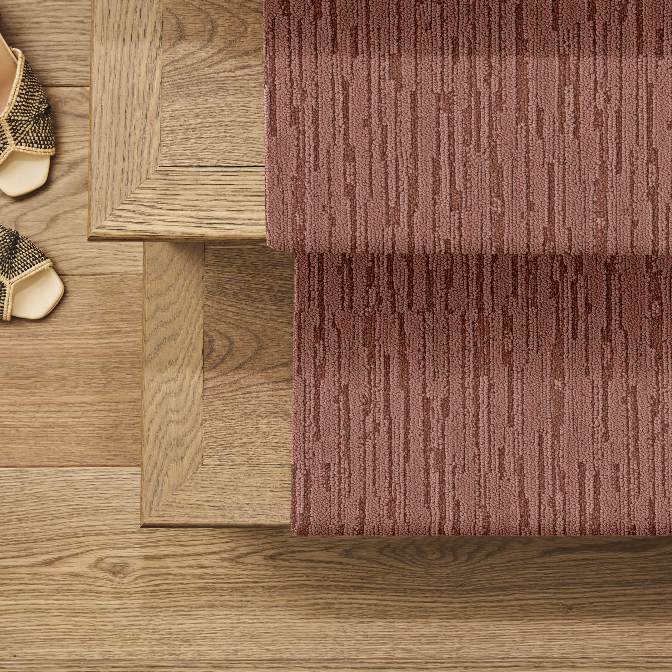 LOOM SUNSET GLOW ROOM