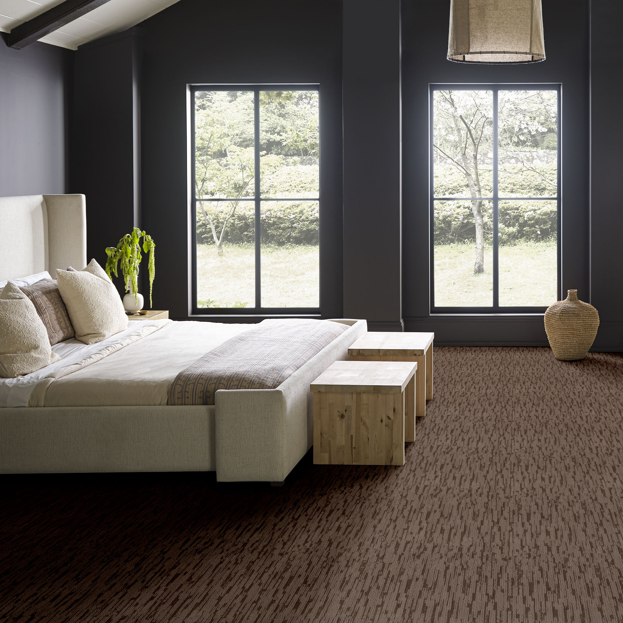 LOOM WILD MUSTANG ROOM