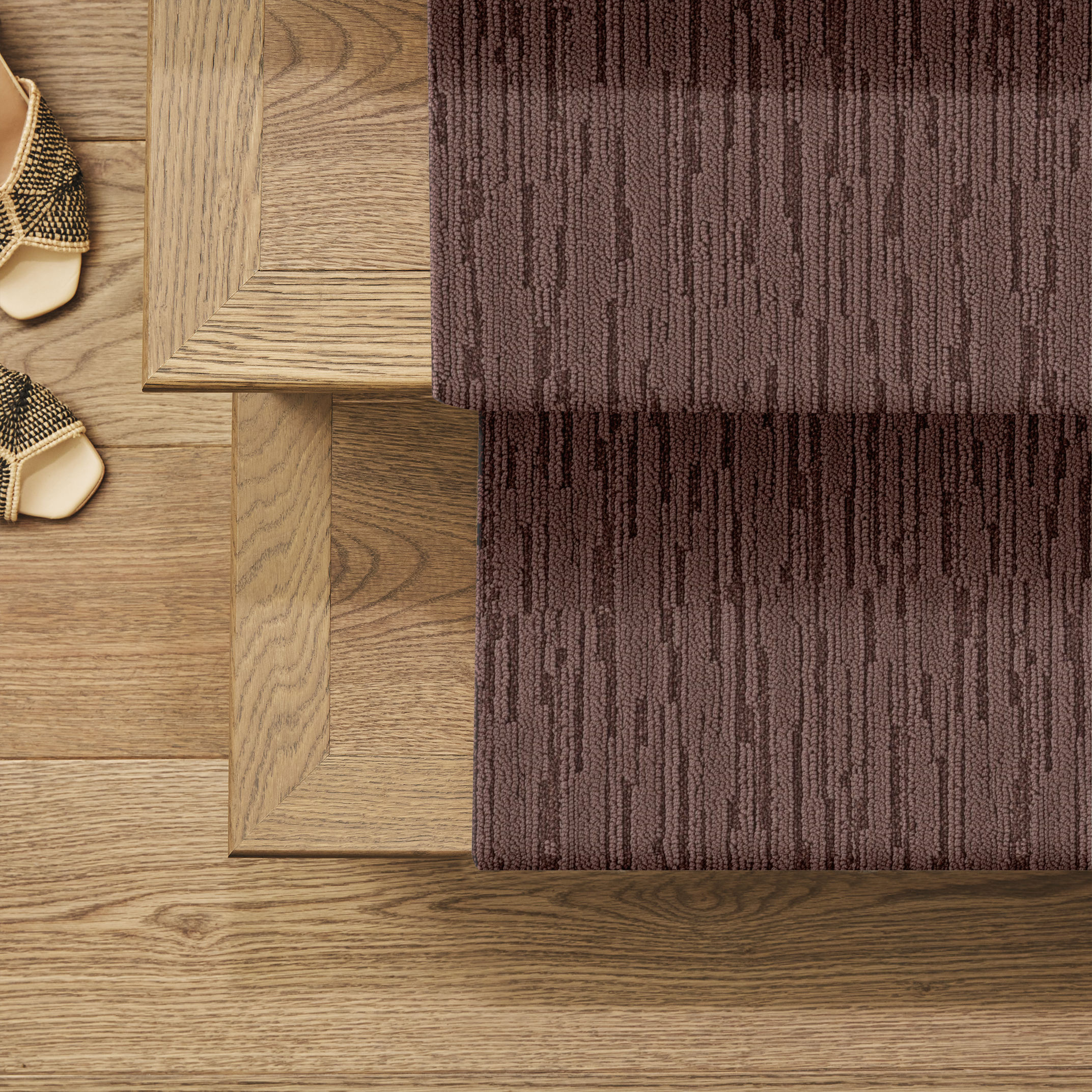 LOOM SPANISH CHESTNUT ROOM