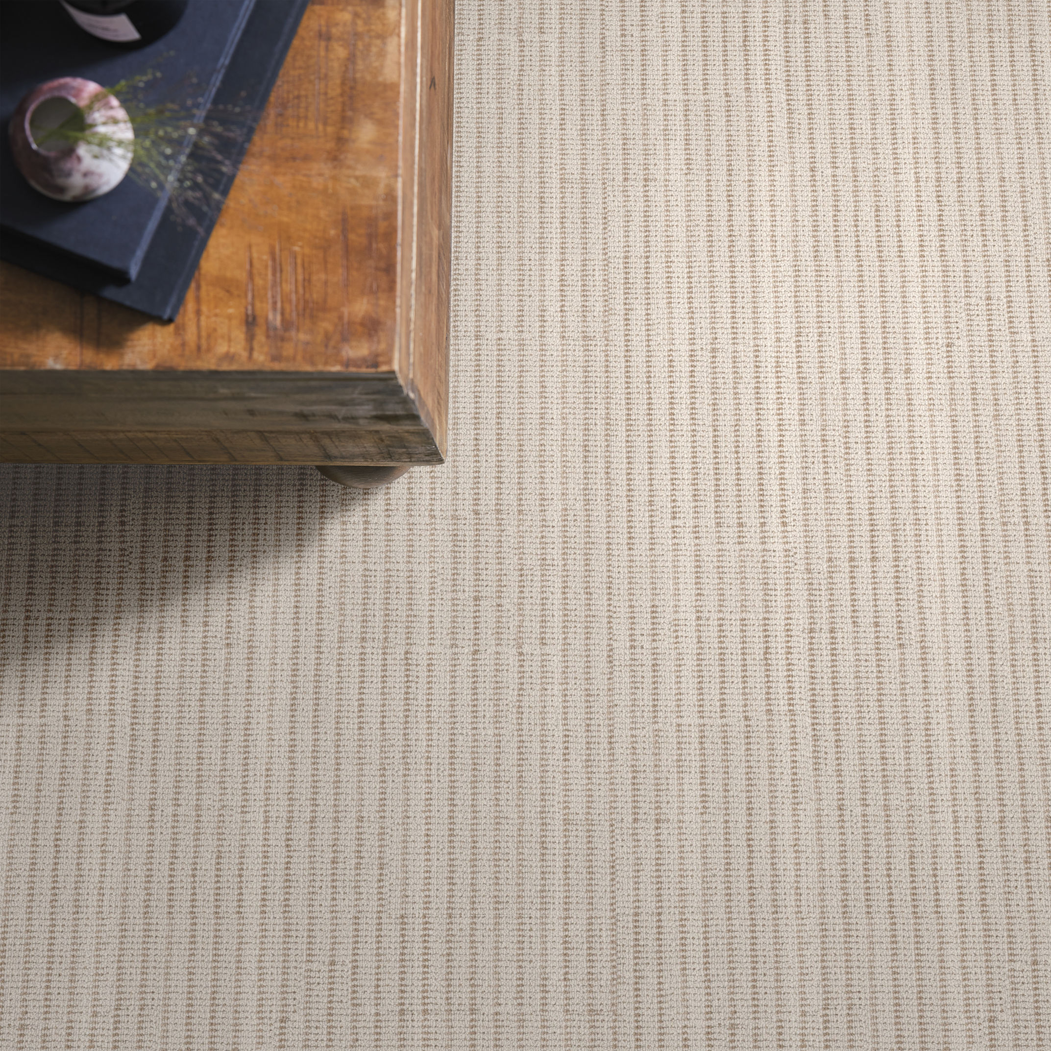 LAKEN WIND SWEPT ROOM