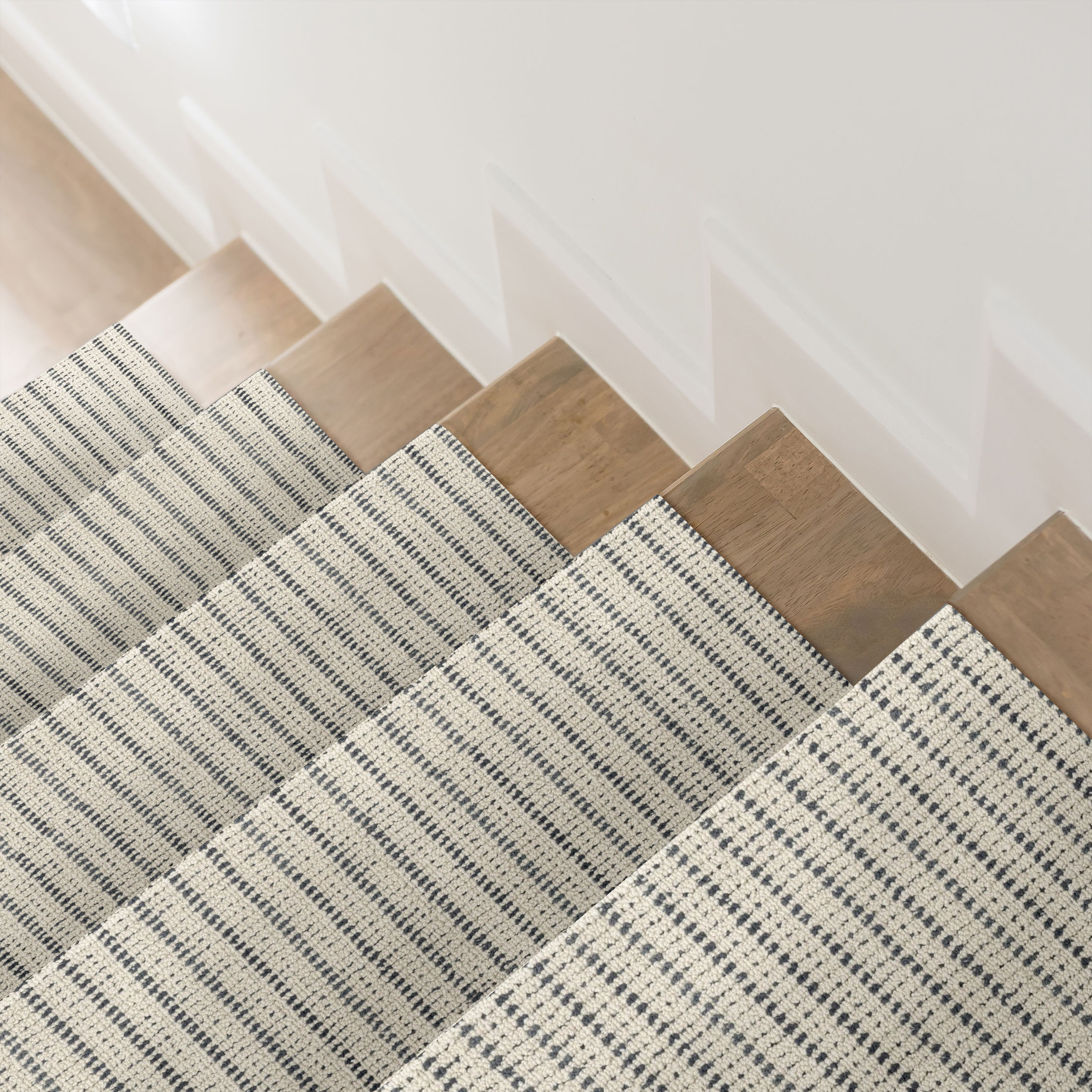 Laken - Carpet for Stairs in Main Sail | AndersonTuftex