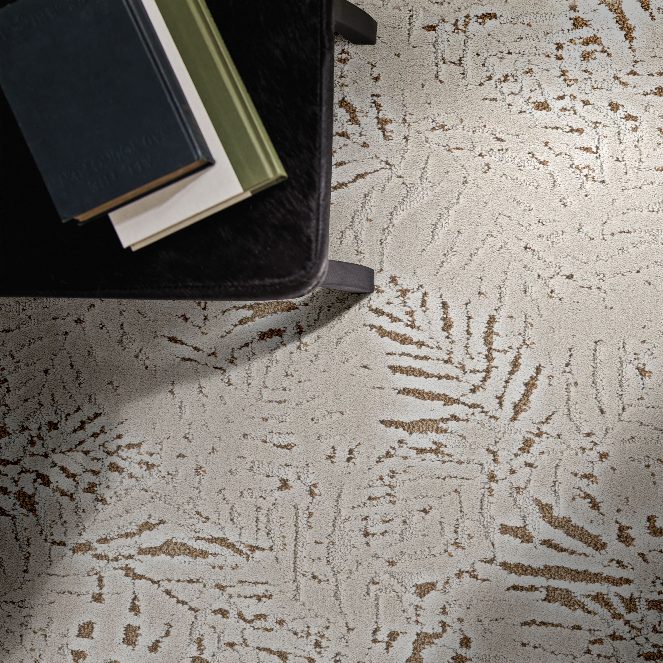 AUTOGRAPH SILVER FOX ROOM