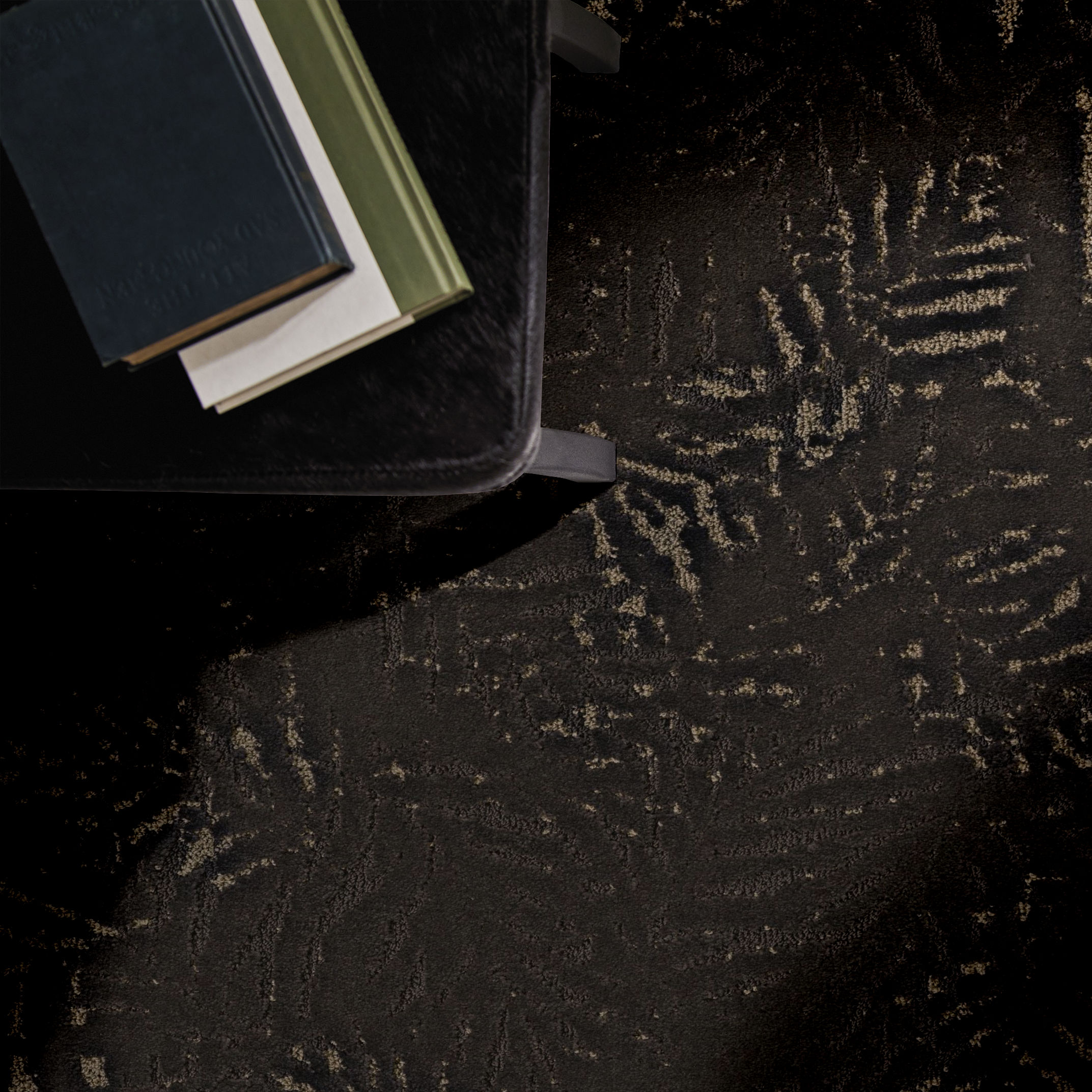 AUTOGRAPH EVENING GOWN ROOM