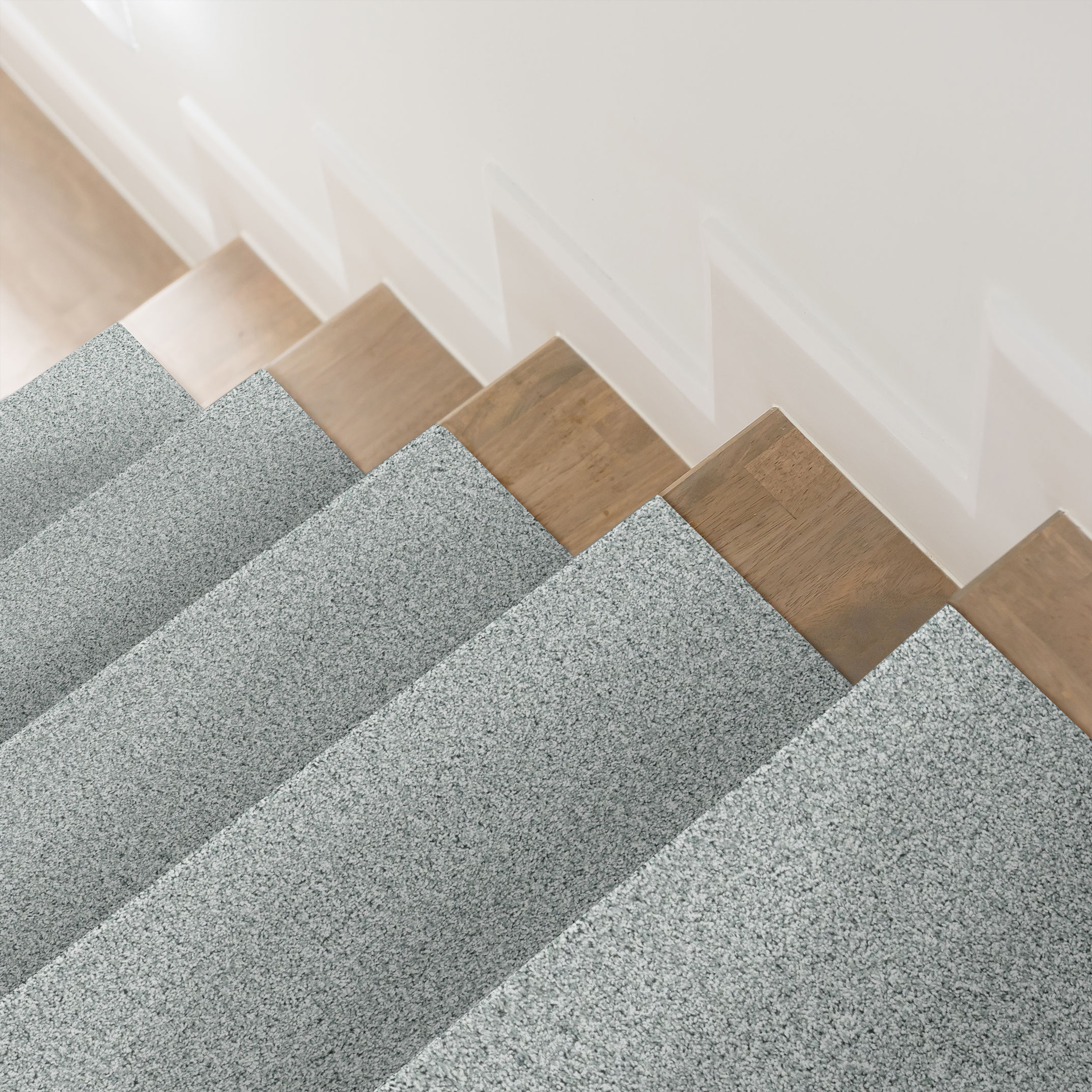 MIRA NOVA SEA FOAM ROOM