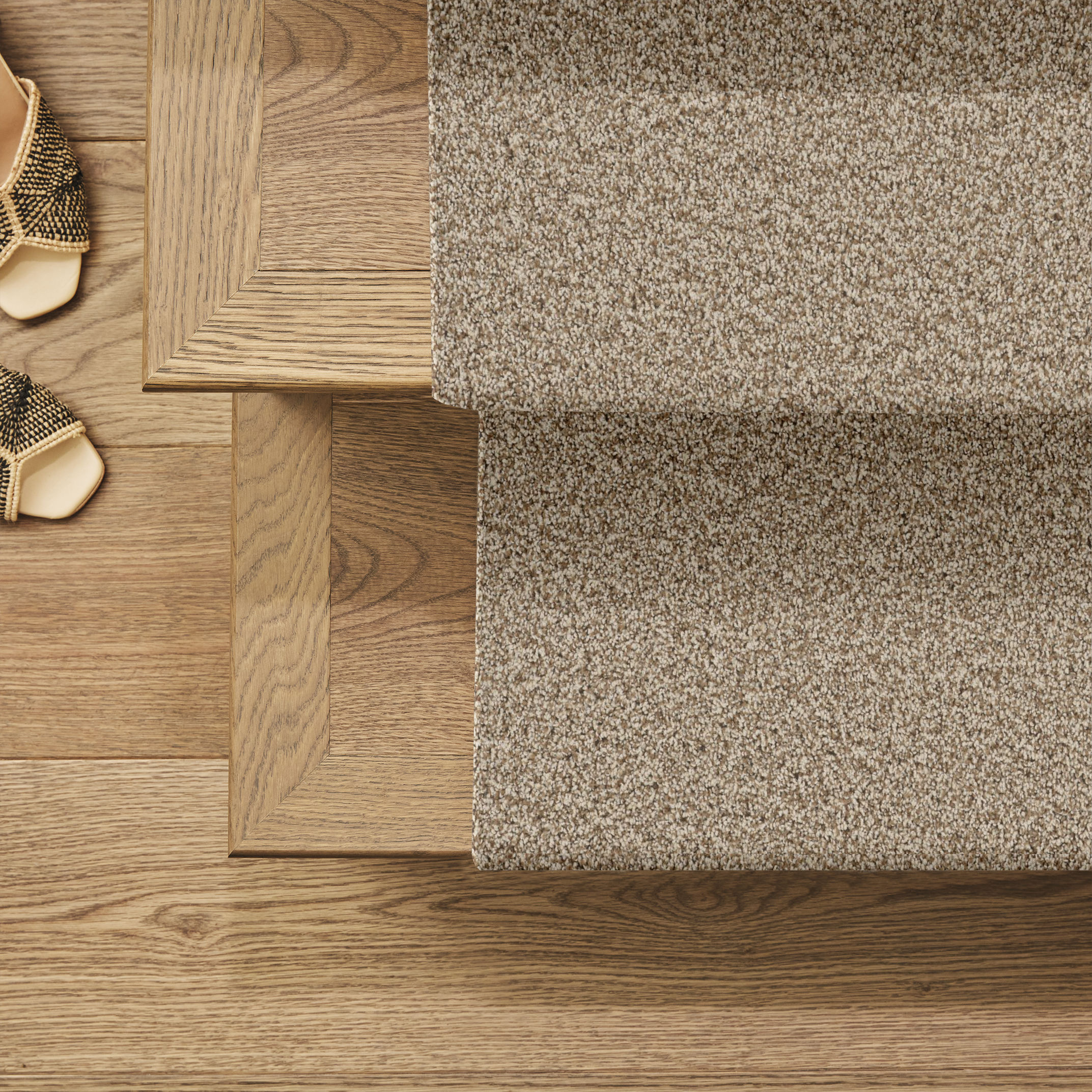 MIRA NOVA CASCADE ROOM