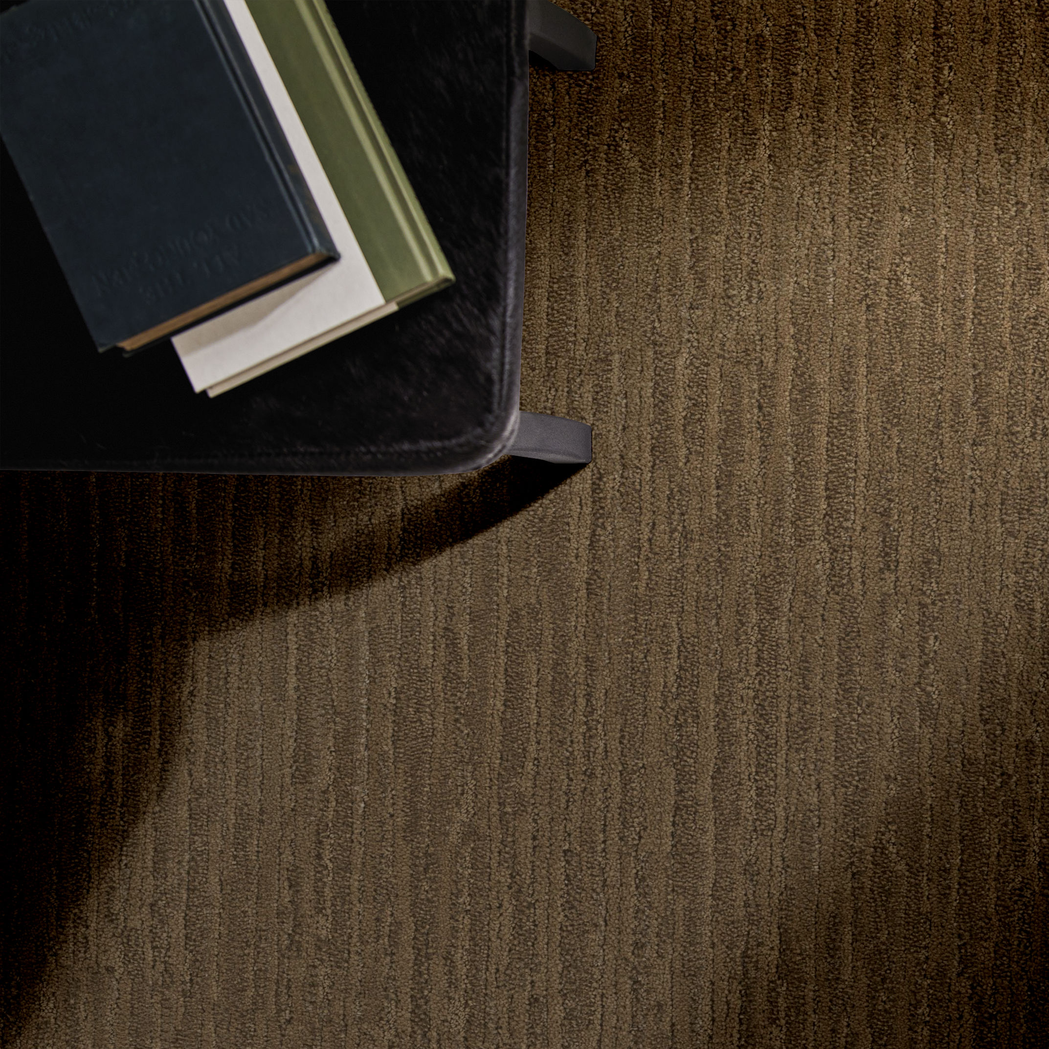 STITCH CHESTNUT ROOM