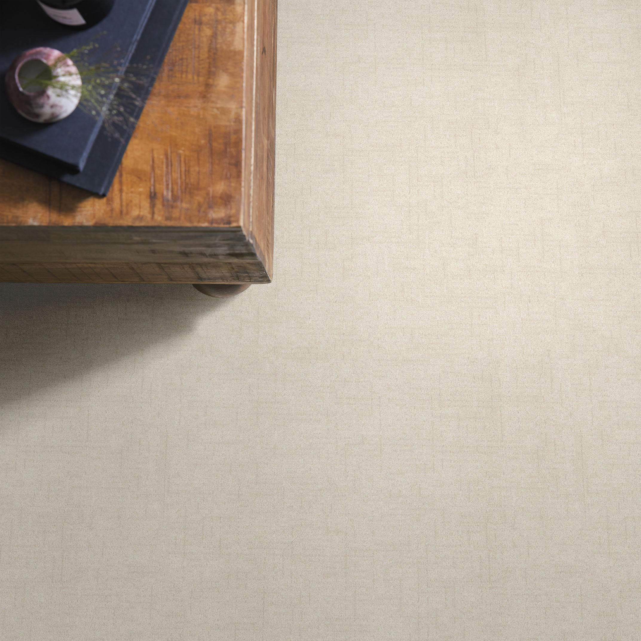 SILHOUETTE OAT MILK ROOM