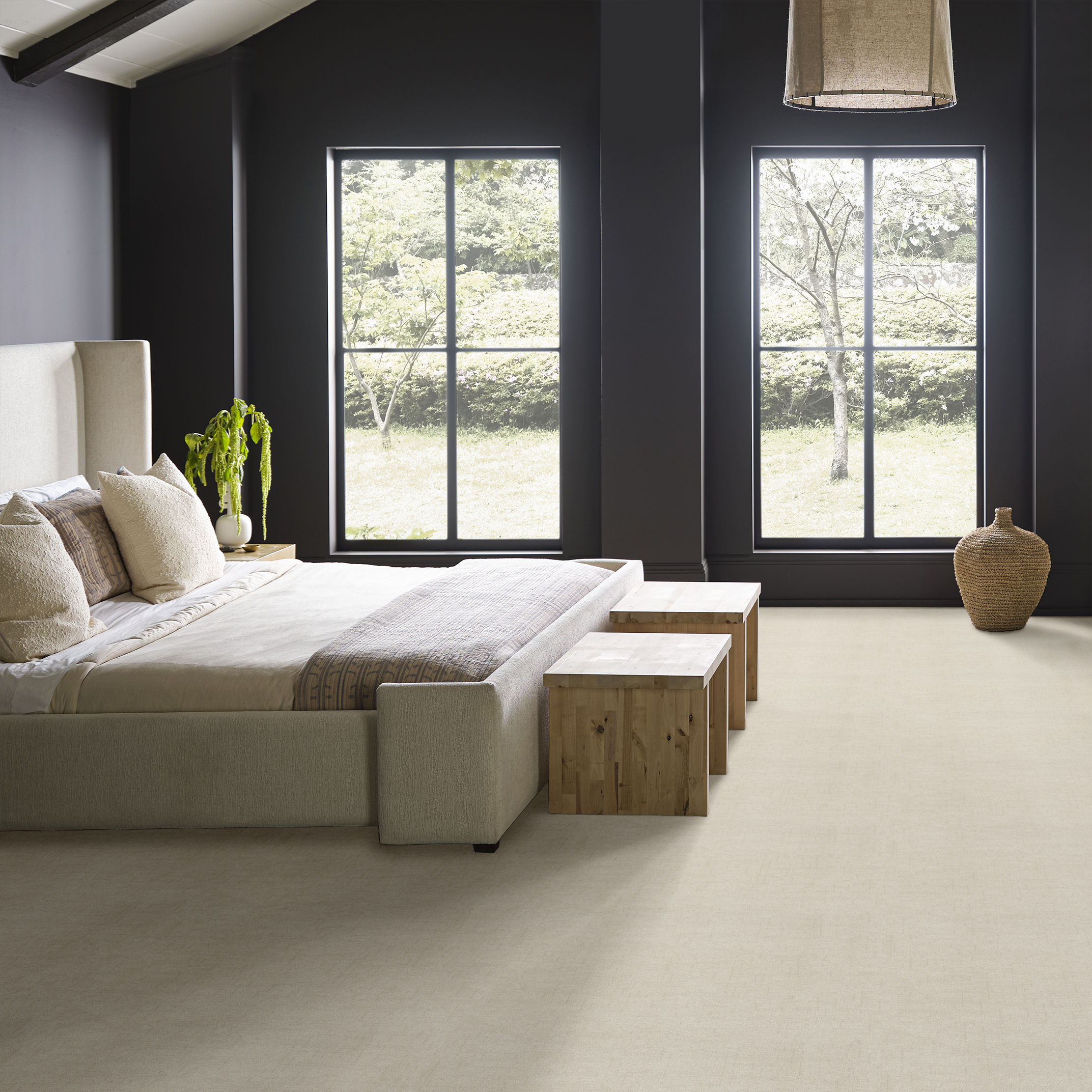 SILHOUETTE OAT MILK ROOM